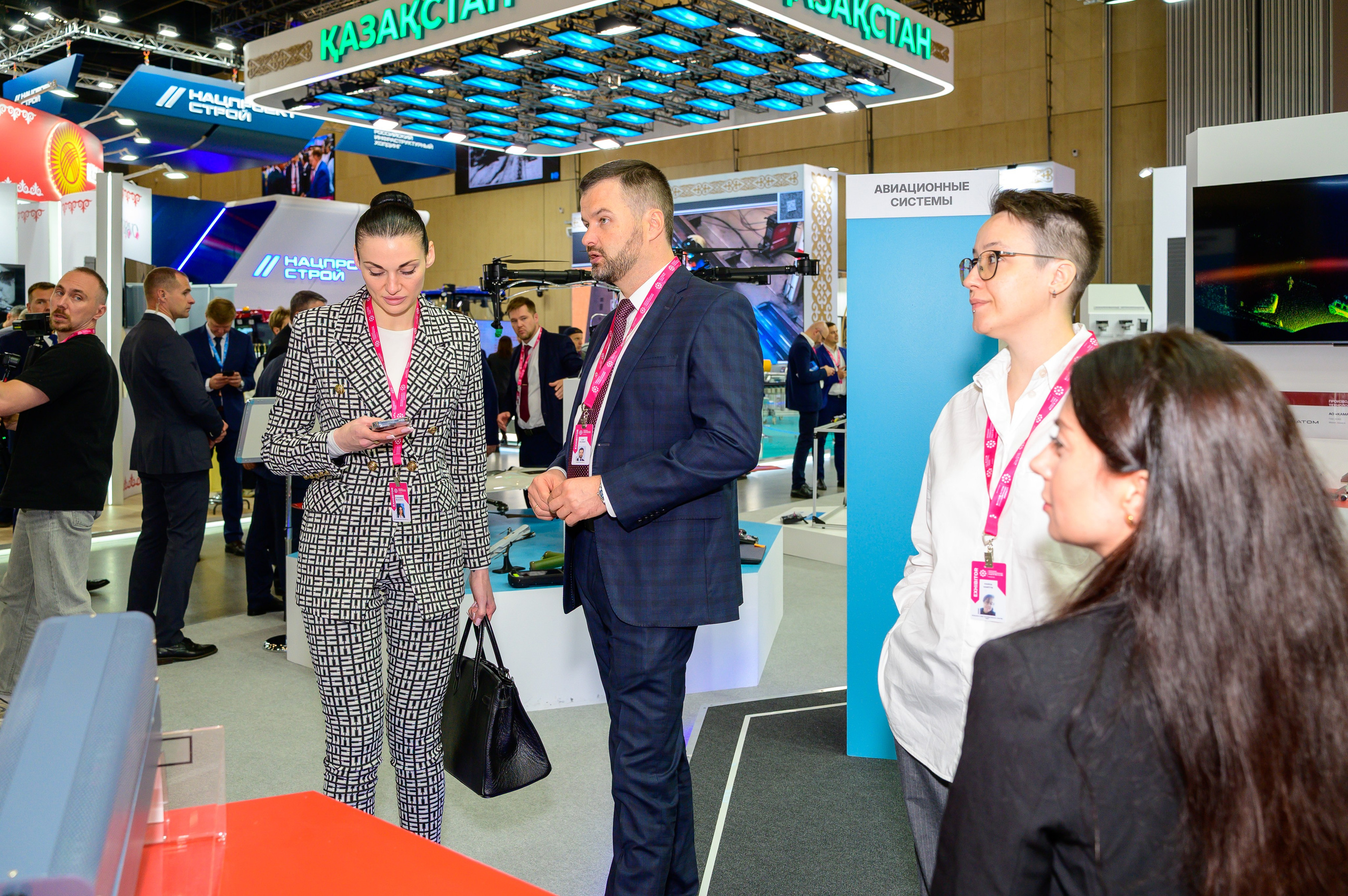 BigindustrialweekBelarus. Фотоуслуги, услуги фотографа, фотографирование важных событий