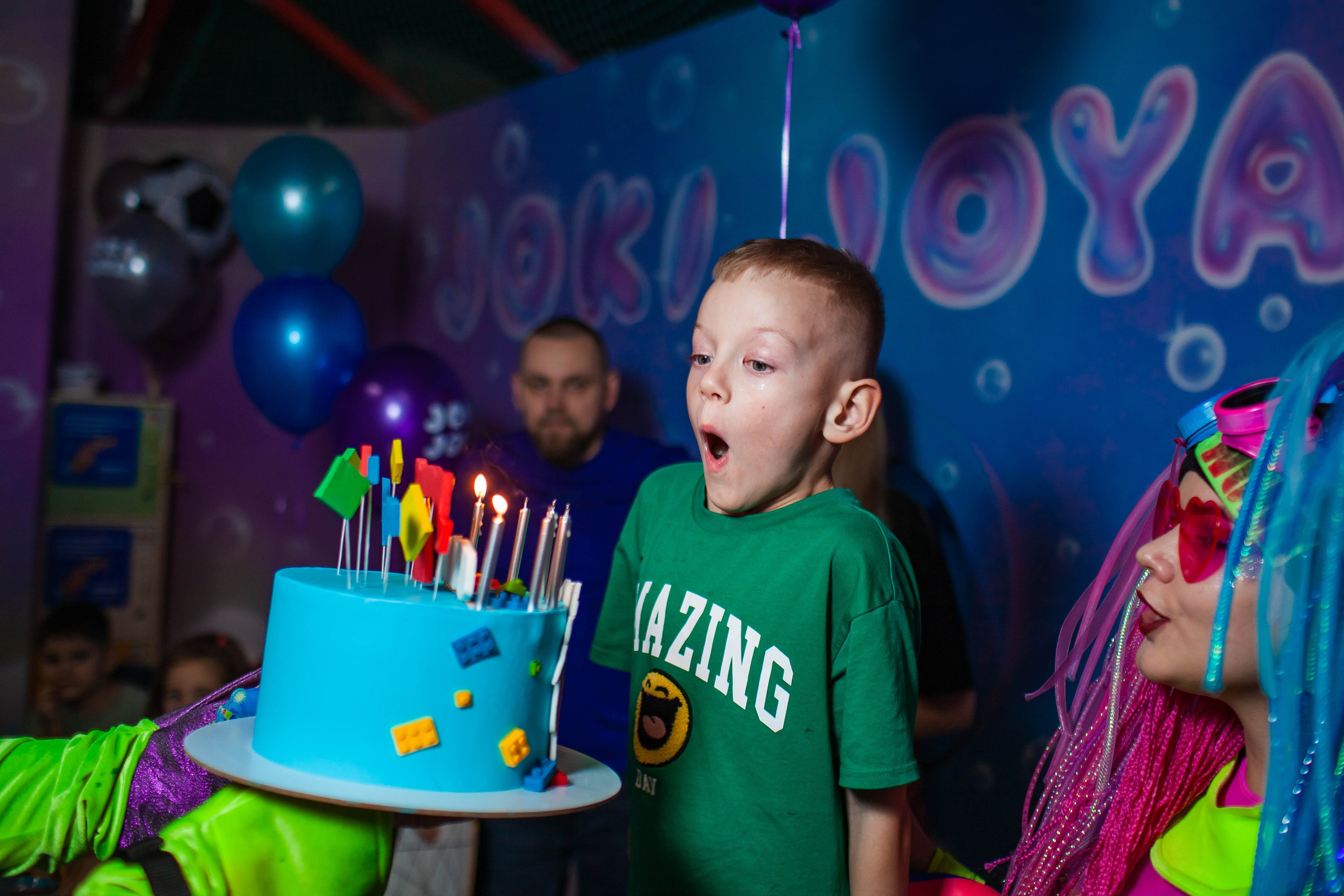 Неон Челендж День рождения Ярослава. Детский и семейный фотограф в Санкт-Петербурге Елизавета Сорокина
