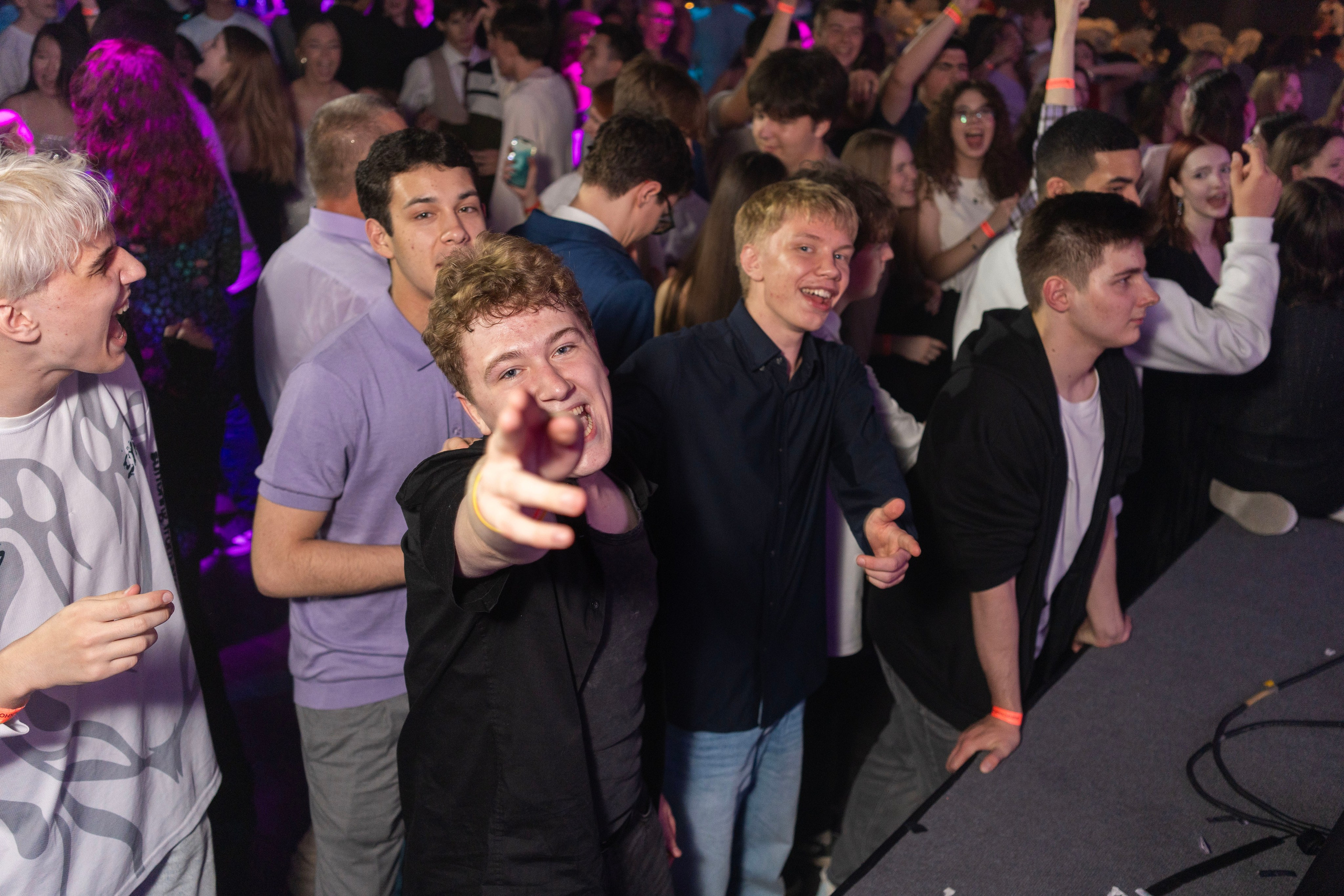 Выпускные 11 кл. Фотограф Юлия Попова