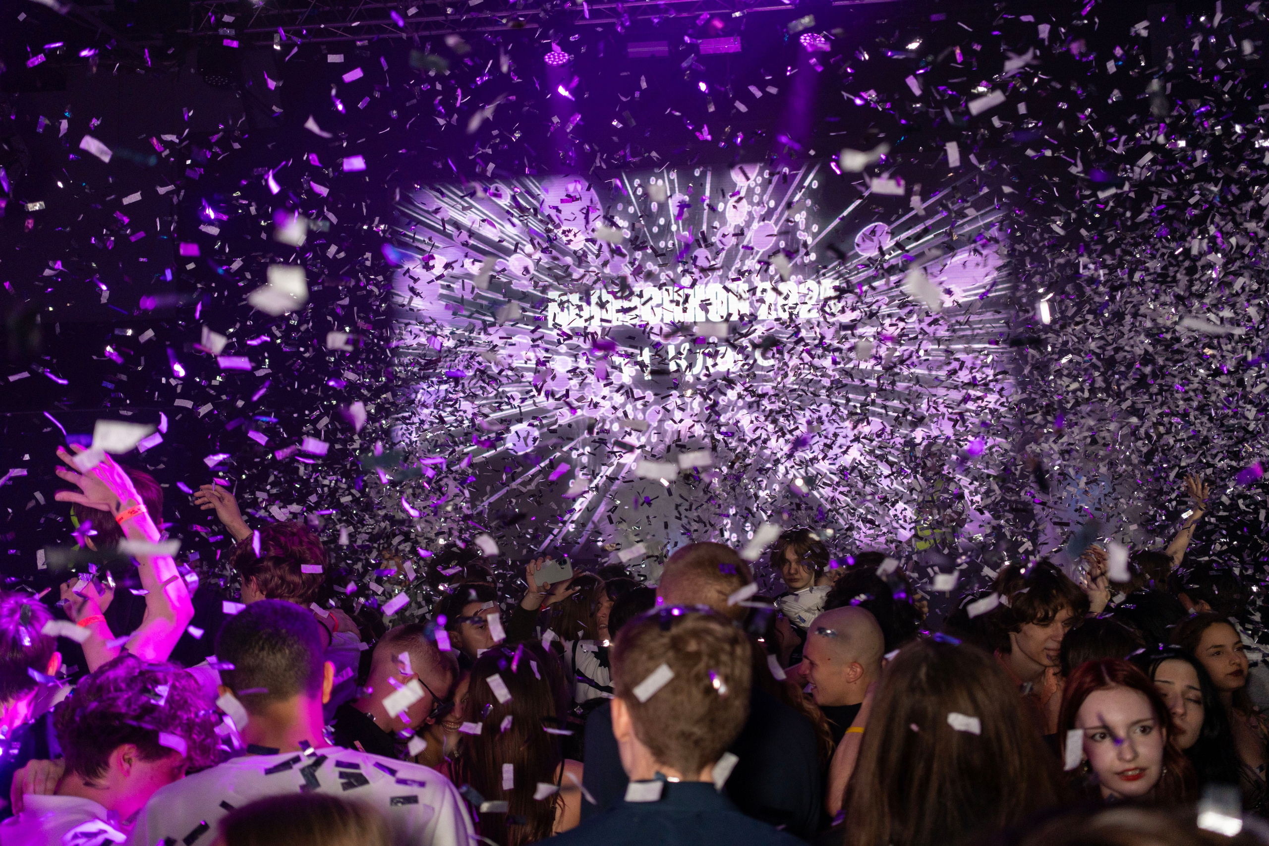 Выпускные 11 кл. Фотограф Юлия Попова