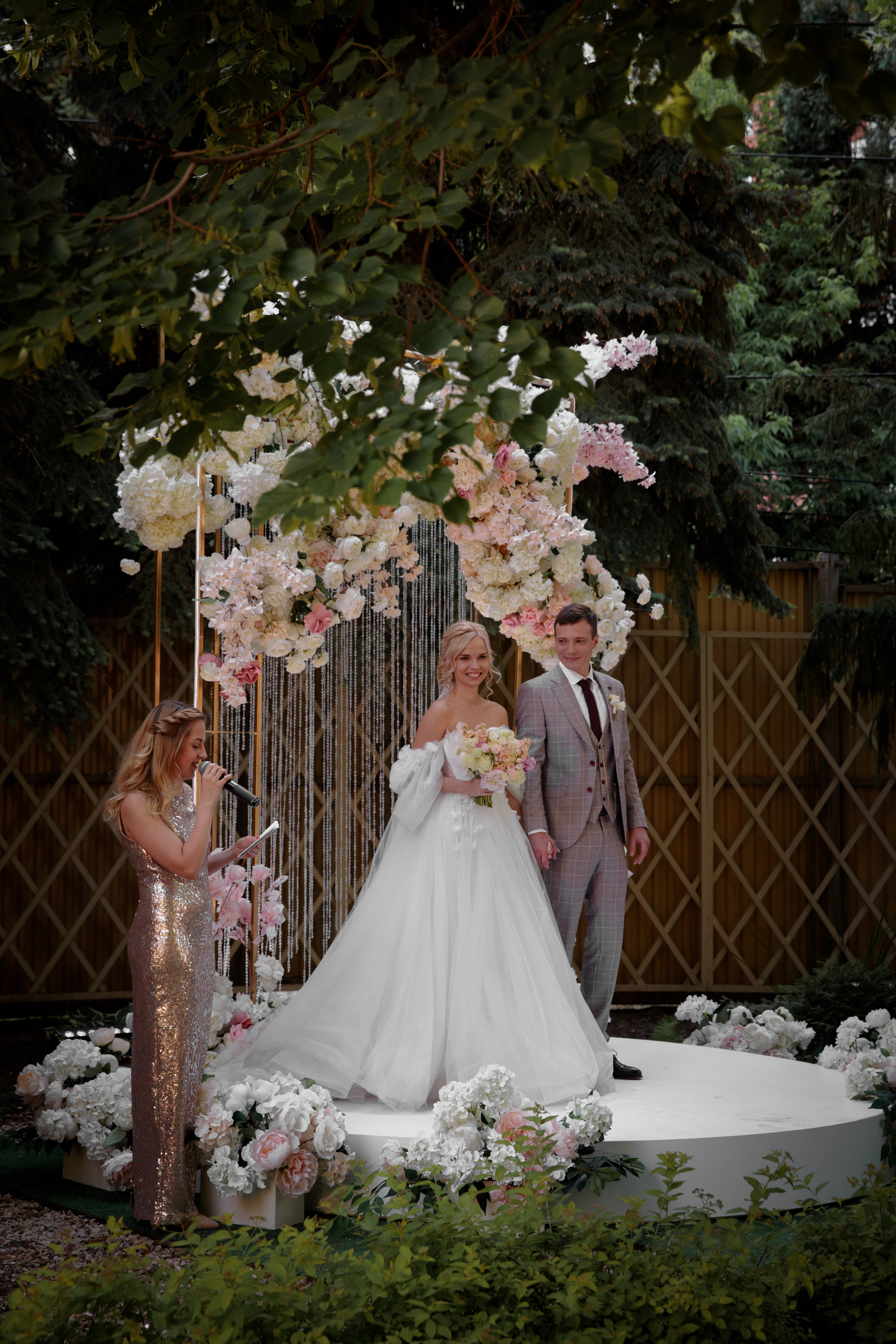 Свадебная фотография. Репортажный фотограф в Самаре