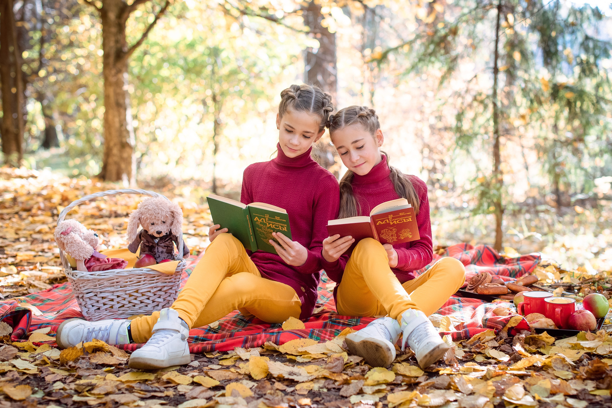 Осенняя прогулка семьи Андрея и Марины. Свадебный и семейный фотограф в Москве Юлия Винник
