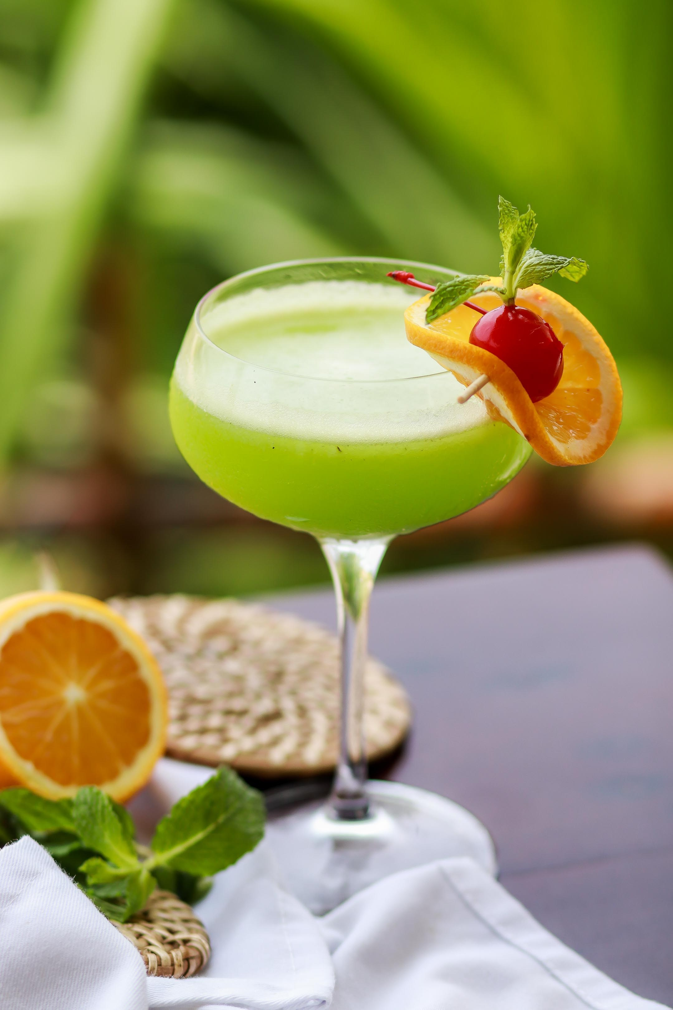 Отель и ресторан район Мидигама. Фотограф на Шри-Ланке