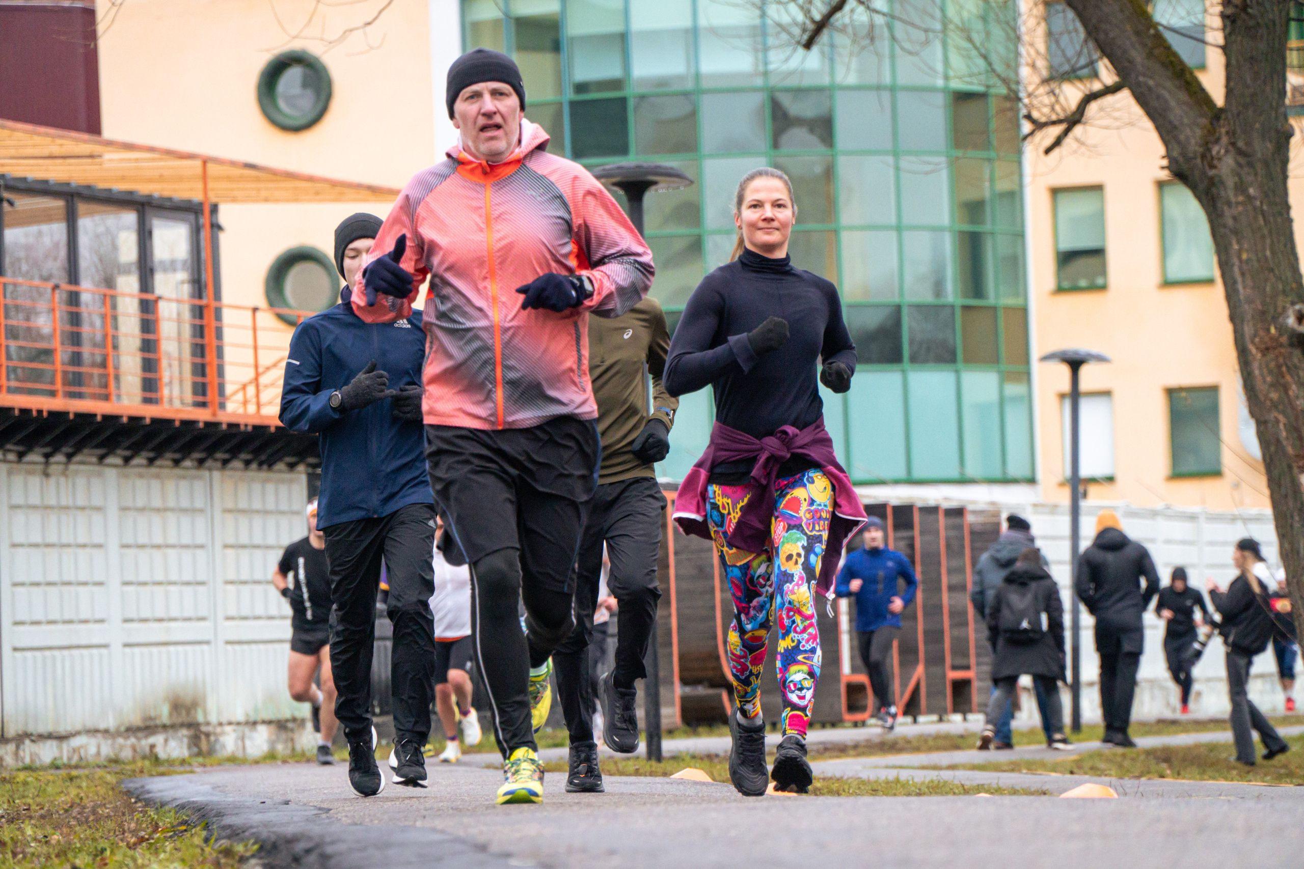 5 вёрст Реутов 16.11.2024. Роман Капилюшов. Бег. Фото. Видео. г. Люберцы