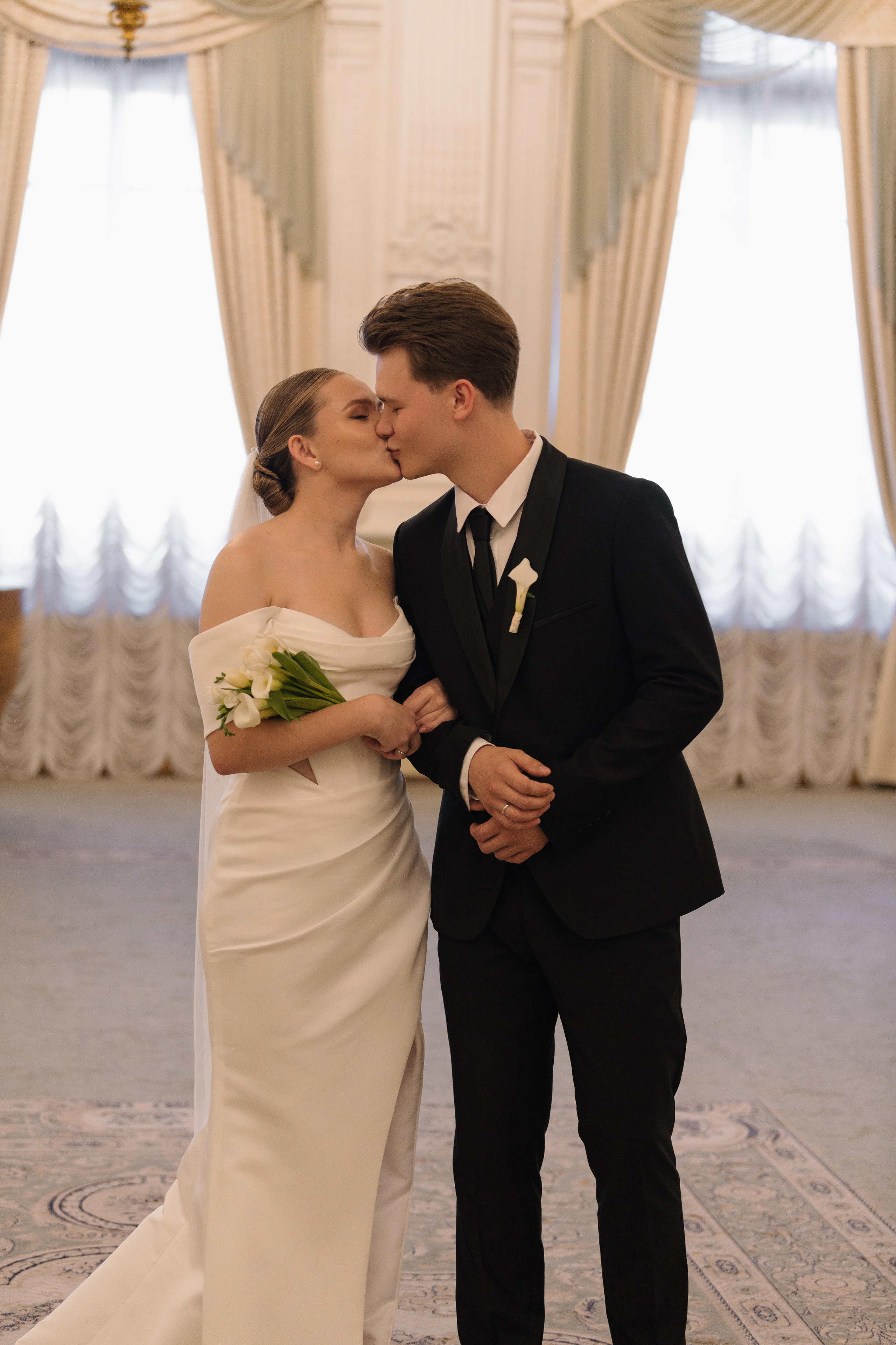 Сильно влюблённые мы. Свадебный фотограф Питер СПБ Индивидуальные, парные, свадебные съёмки