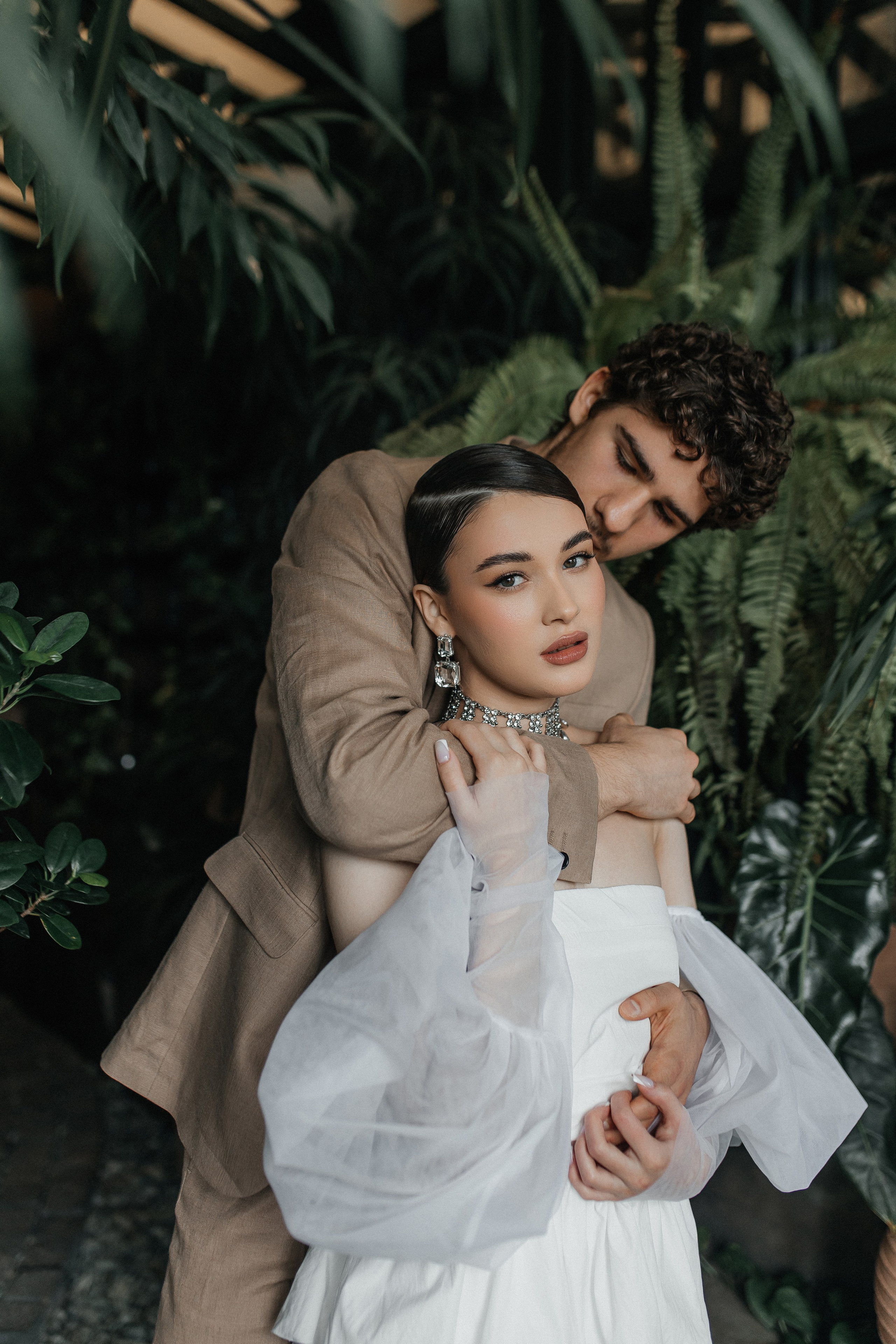 Свадебная история в оранжерее