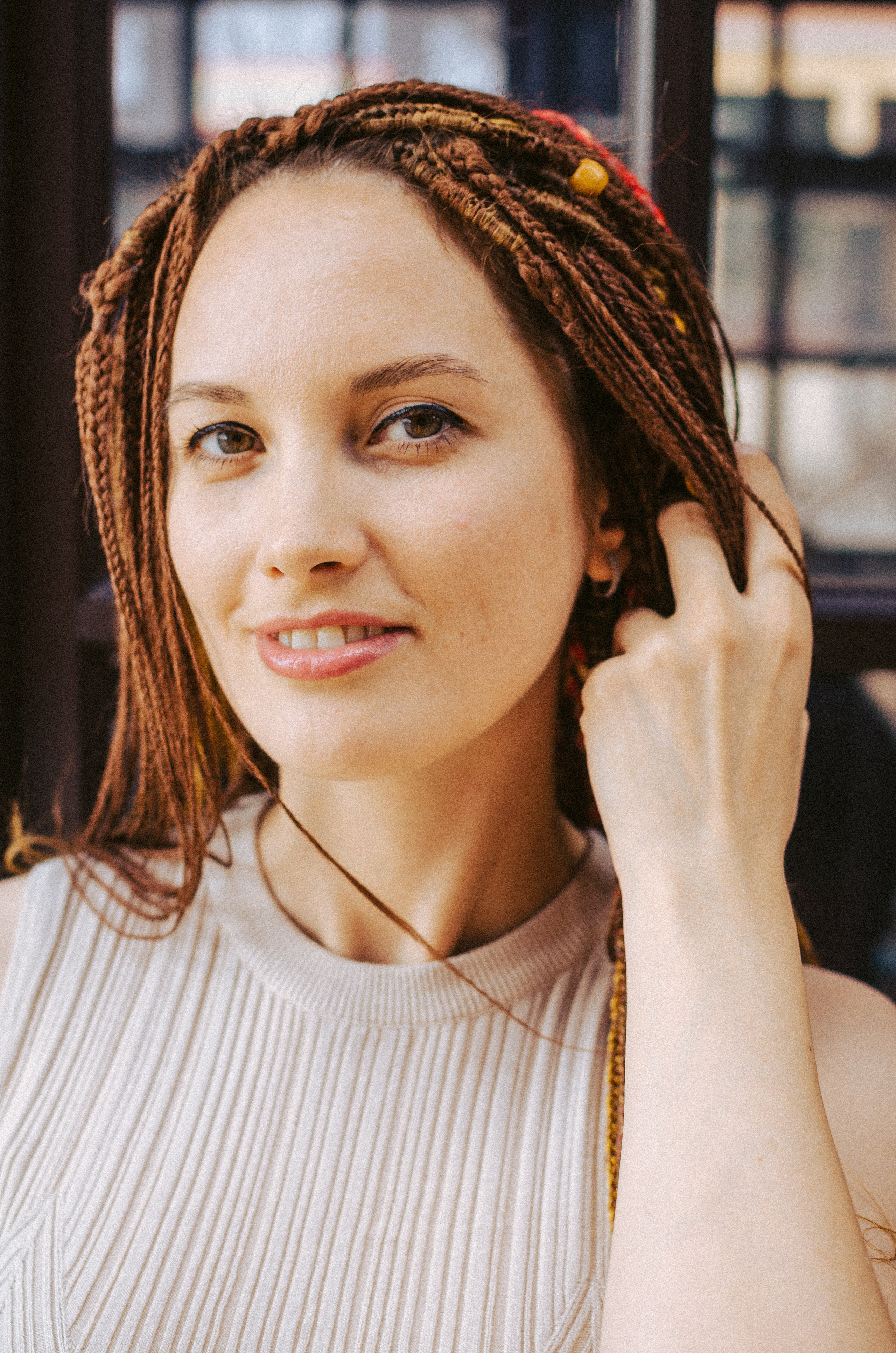 Оля. КВЭЛ — Кто Все Эти Люди