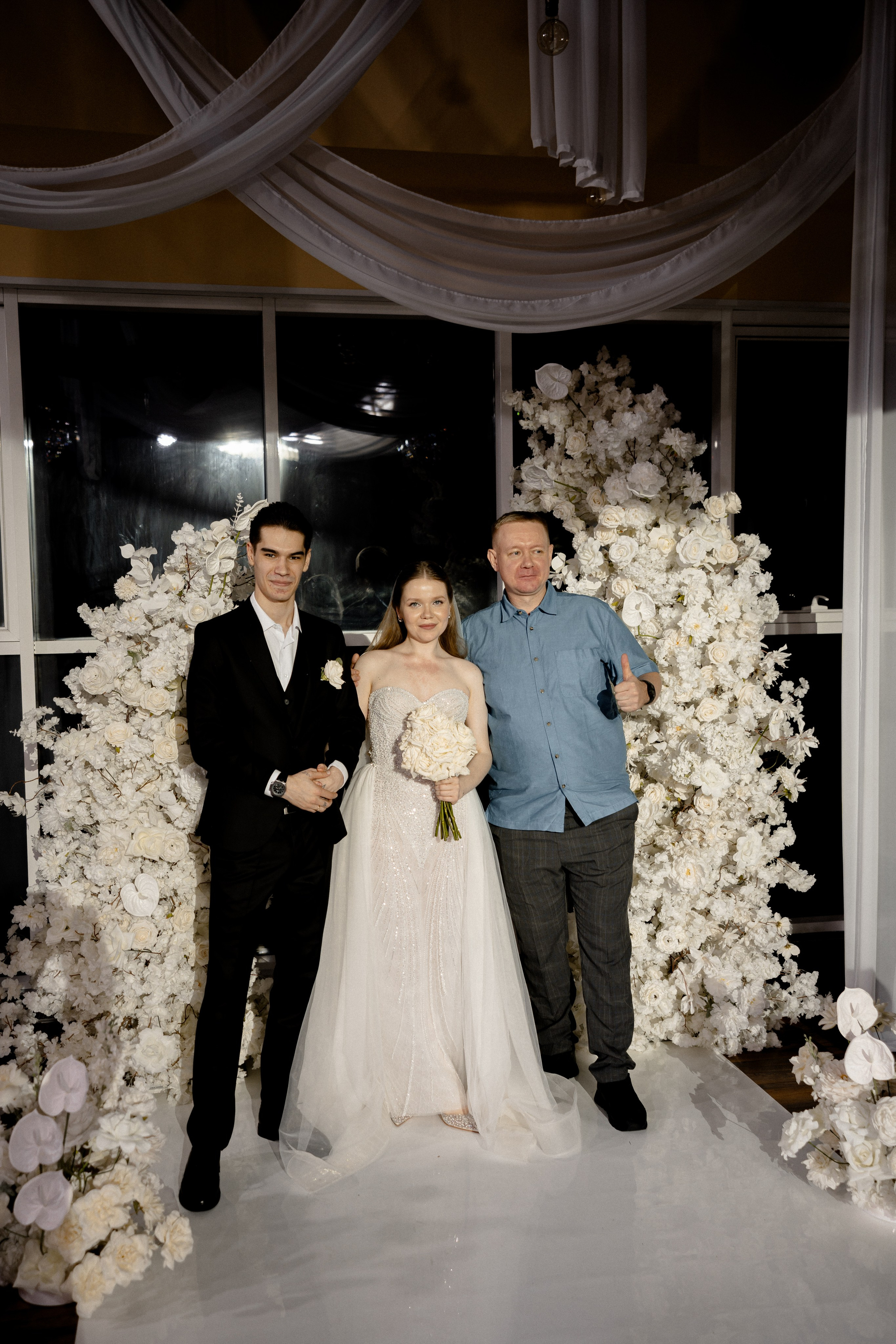 СВАДЕБНАЯ СЬЕМКА СБОРОВ В ОТЕЛЕ И ВЫЕЗД НА ЦЕРЕМОНИЮ (СНЯТО В СИБИРЕ В НИЖНЕВАРТОВСКЕ). Профессиональный фотограф, Санкт-Петербург — Виктория Богомолова