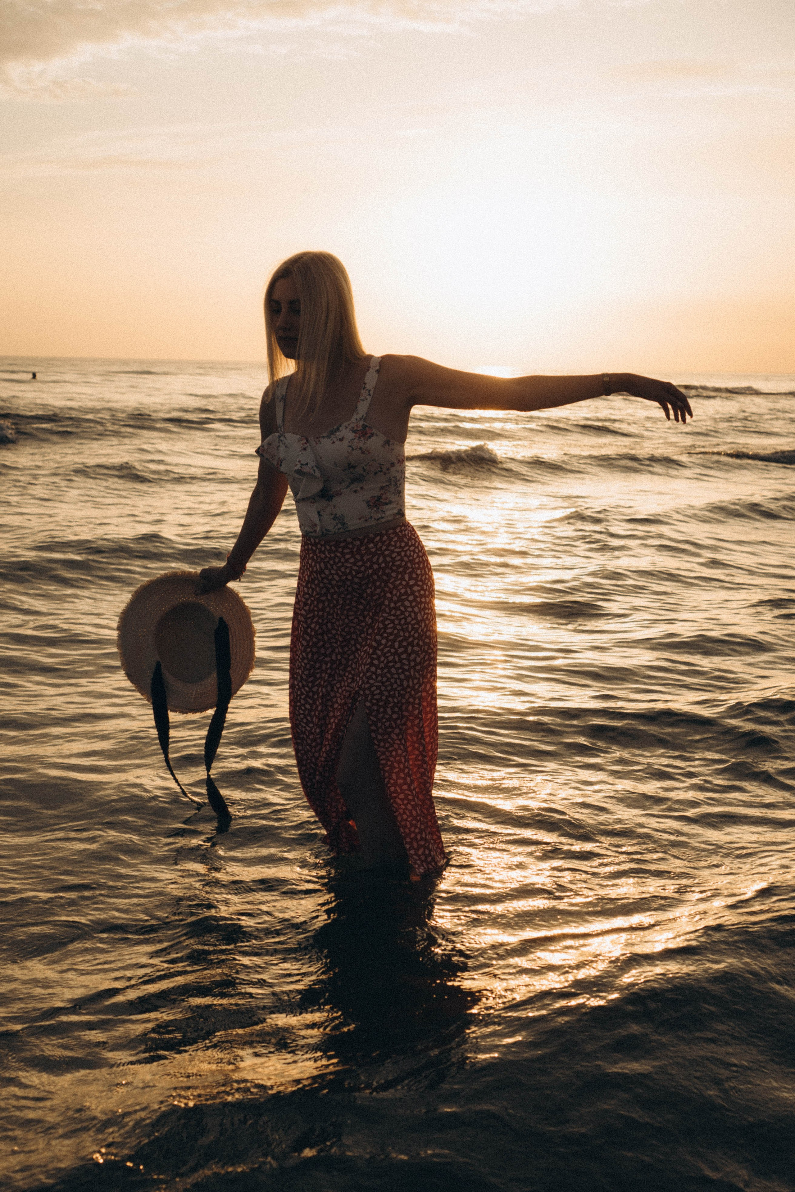 Июльский вечер на берегу черного моря. Профессиональный фотограф, Санкт-Петербург — Виктория Богомолова