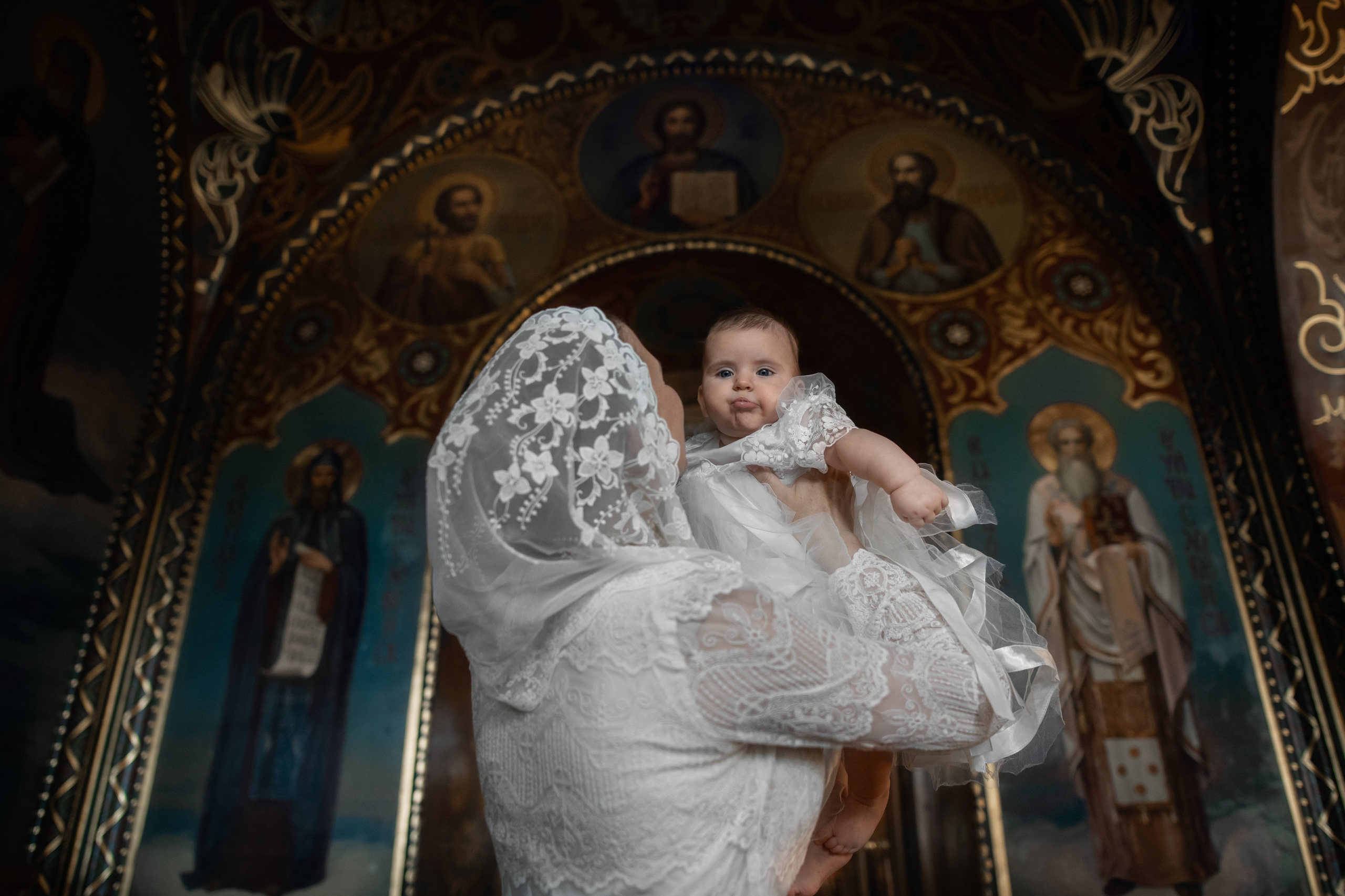 Крещение в Оптинском подворье. Фотограф на крещение и венчание, семейный фотограф в Санкт-Петербурге