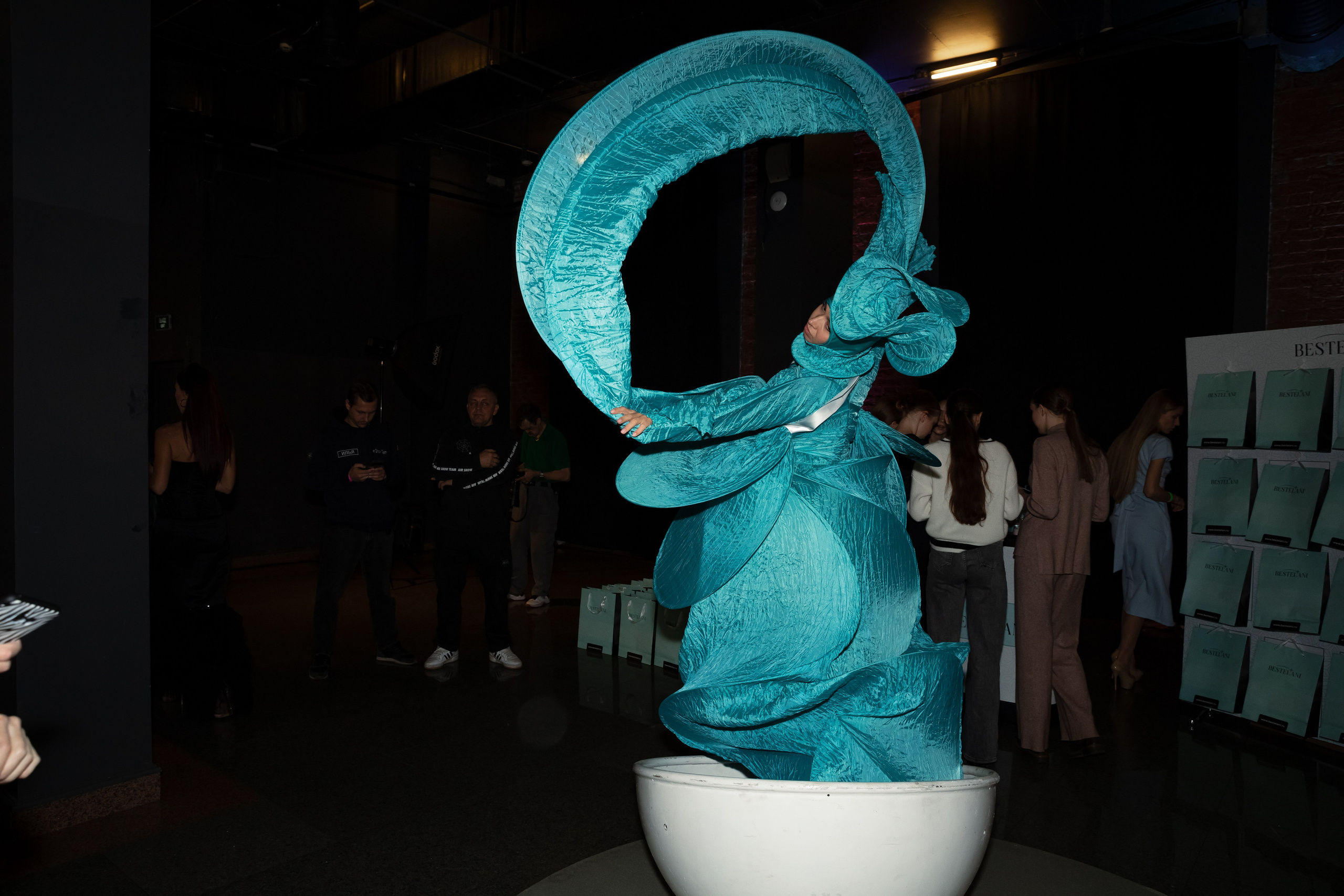 Бэкстейдж Показа | Volga Fashion Week. Фотограф брендов и бизнеса в Москве Алексей Сентюрин