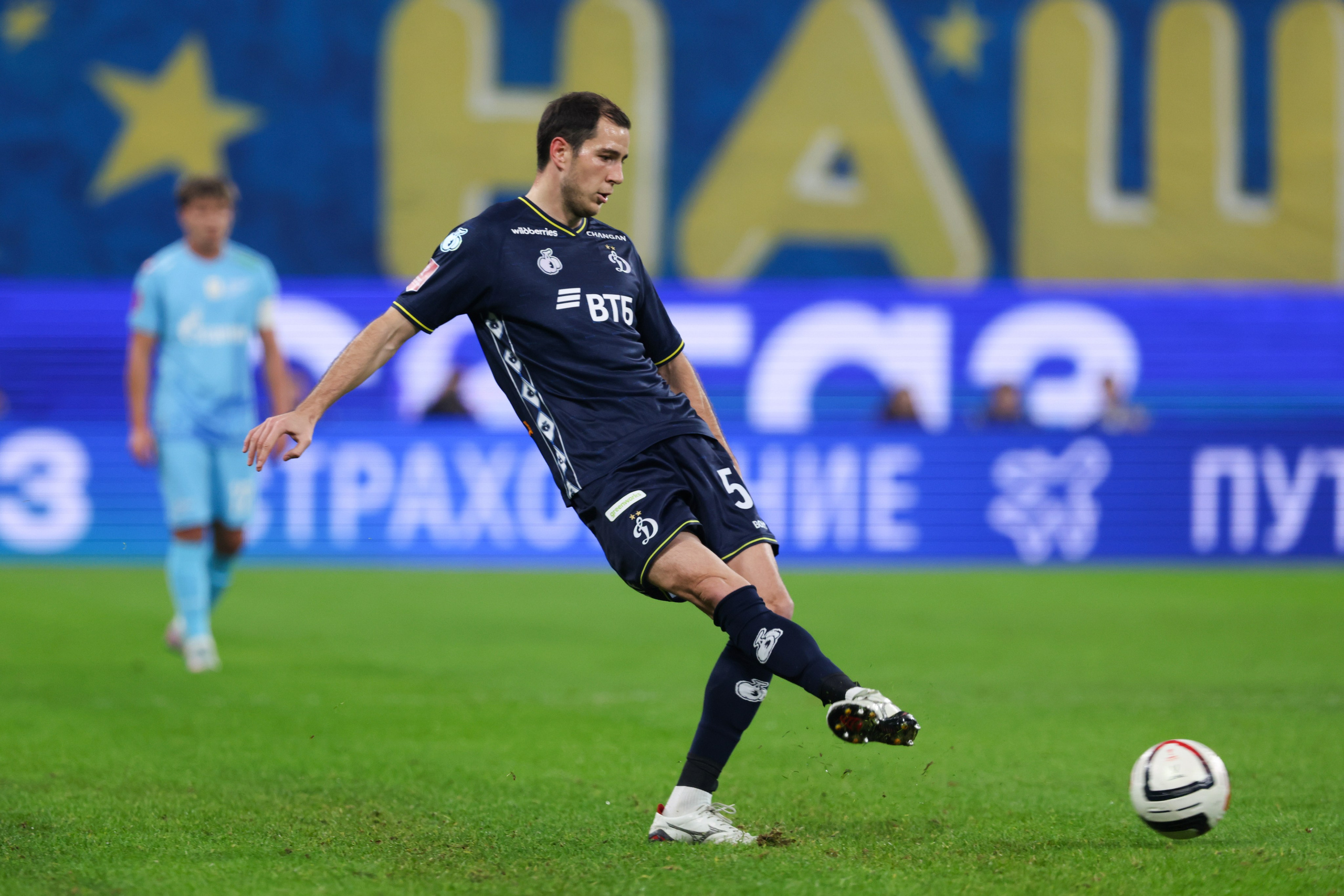 ФК «Зенит — ФК «Динамо» Москва 05.11.2025. Спортивный и репортажный фотограф Антон Тереханов