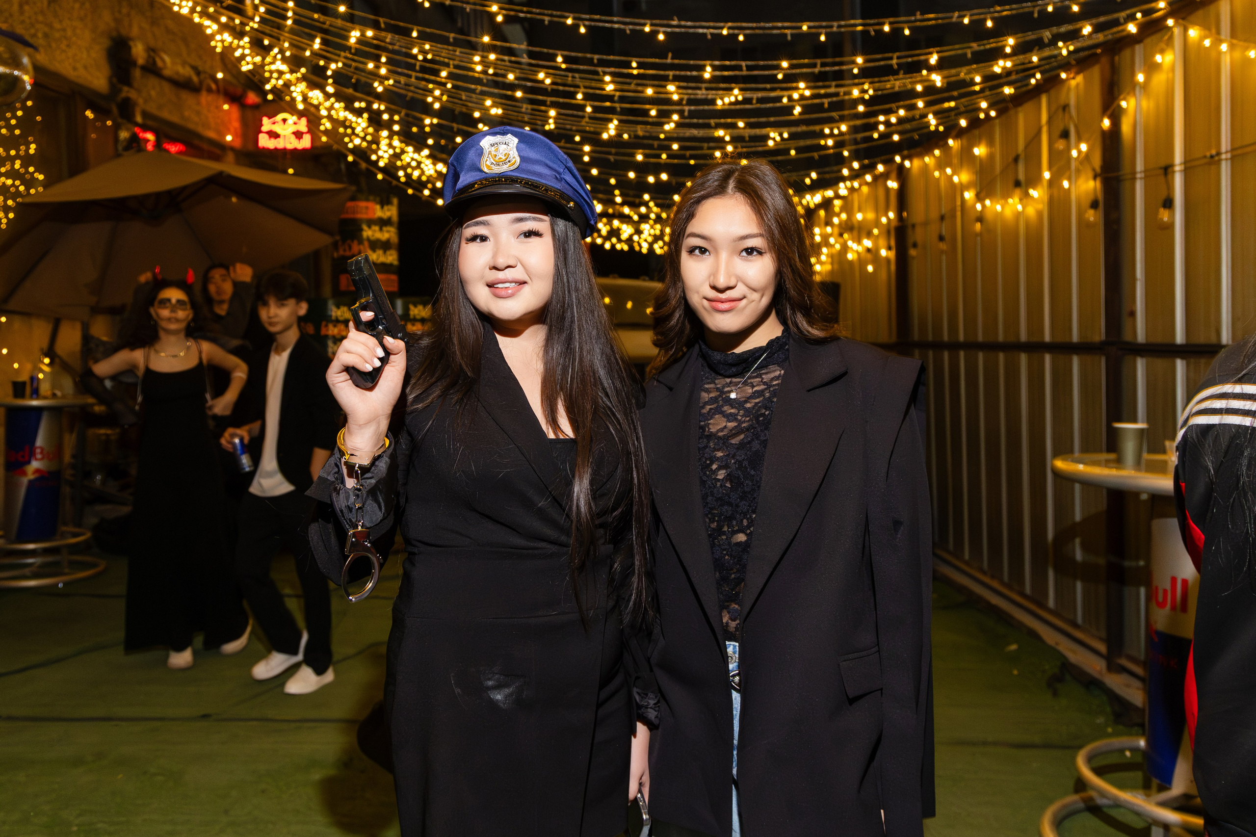 ВЫШКА WAVE — HALLOWEEN. Портретный фотограф в Алматы