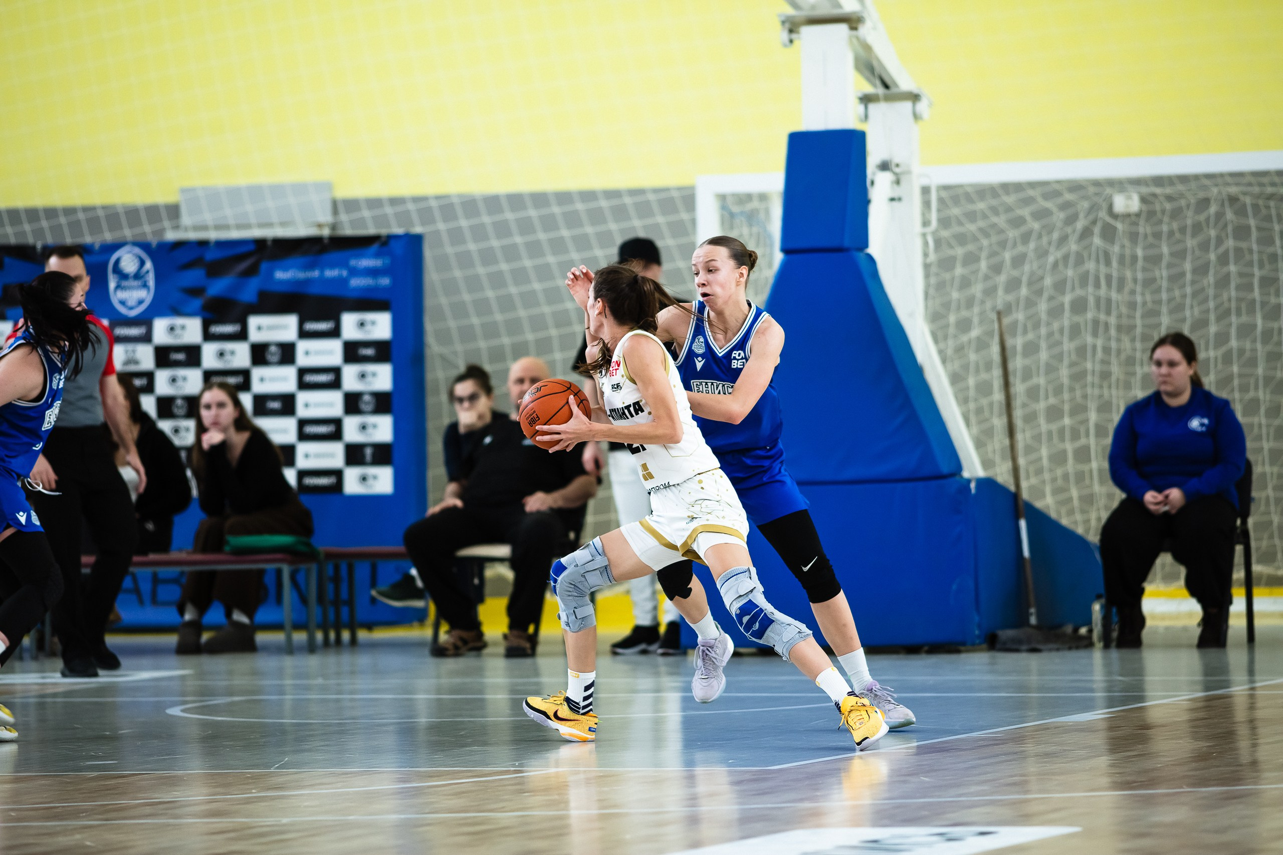 ЧГУ-Атланта — Енисей. Фотография