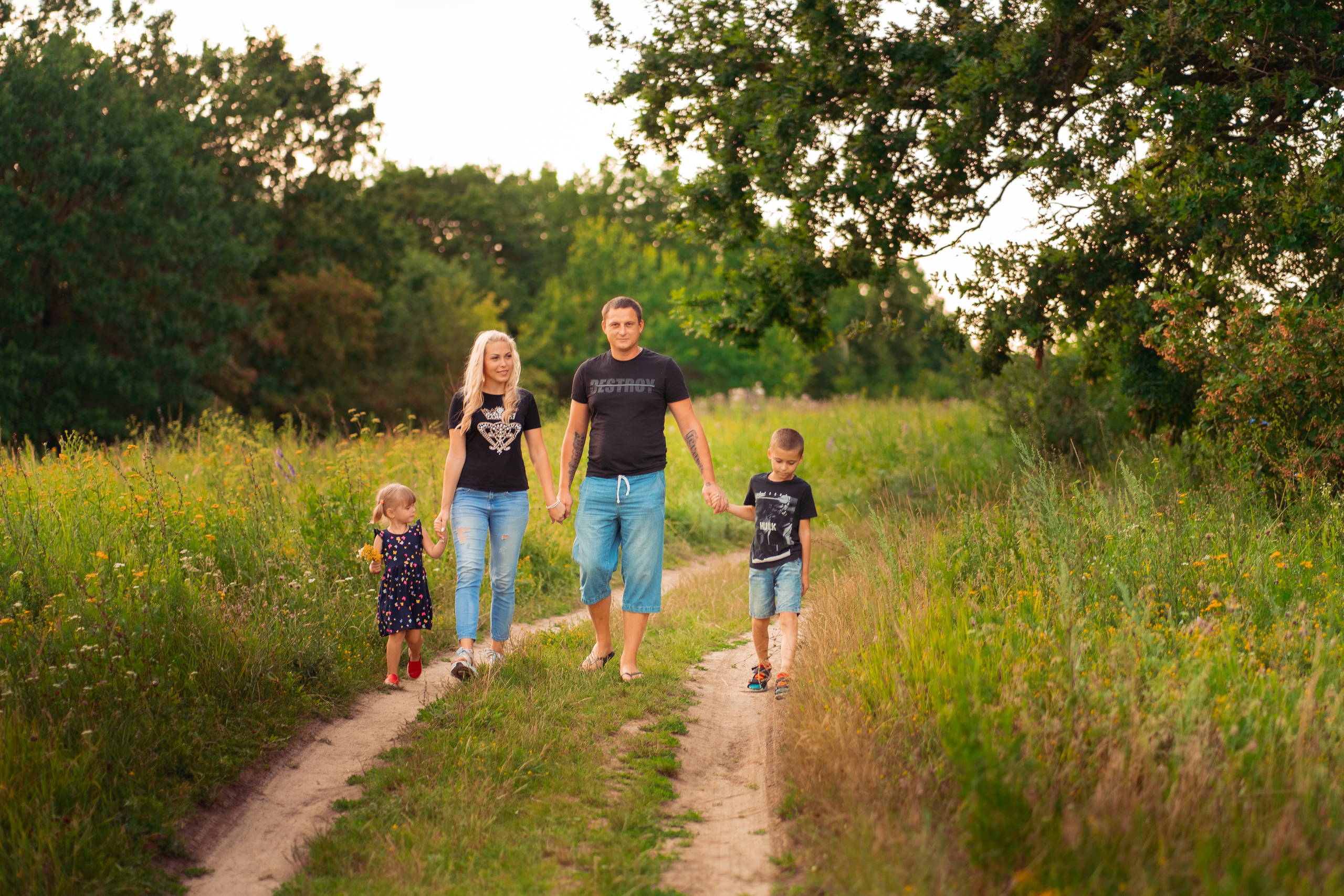 Шакира на прогулке. Семейный и свадебный фотограф в Москве Нина Гусева
