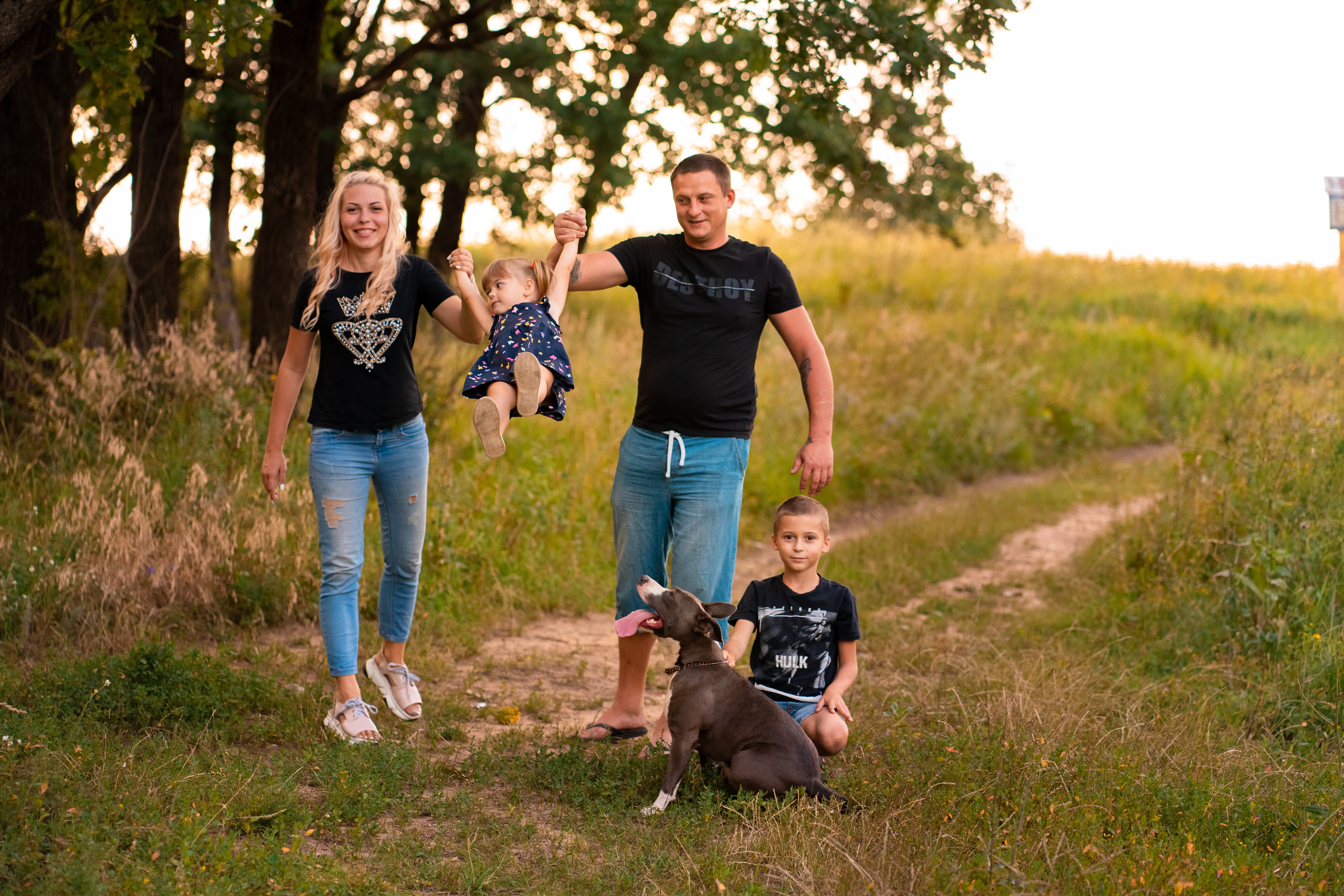 Шакира на прогулке. Семейный и свадебный фотограф в Москве Нина Гусева