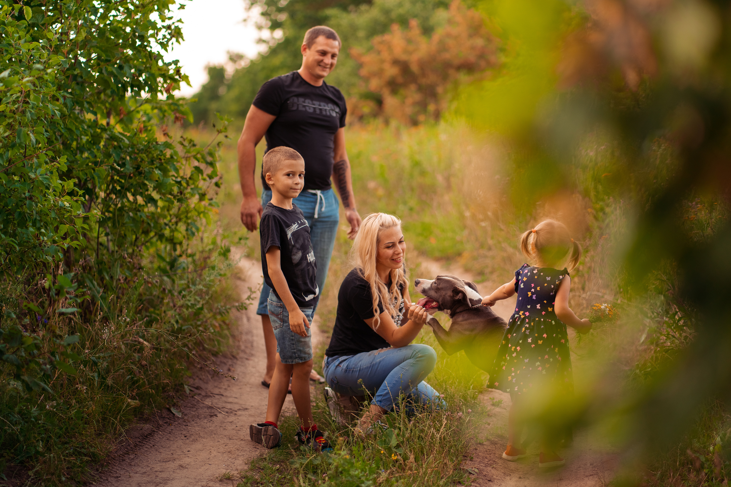 Шакира на прогулке. Семейный и свадебный фотограф в Москве Нина Гусева