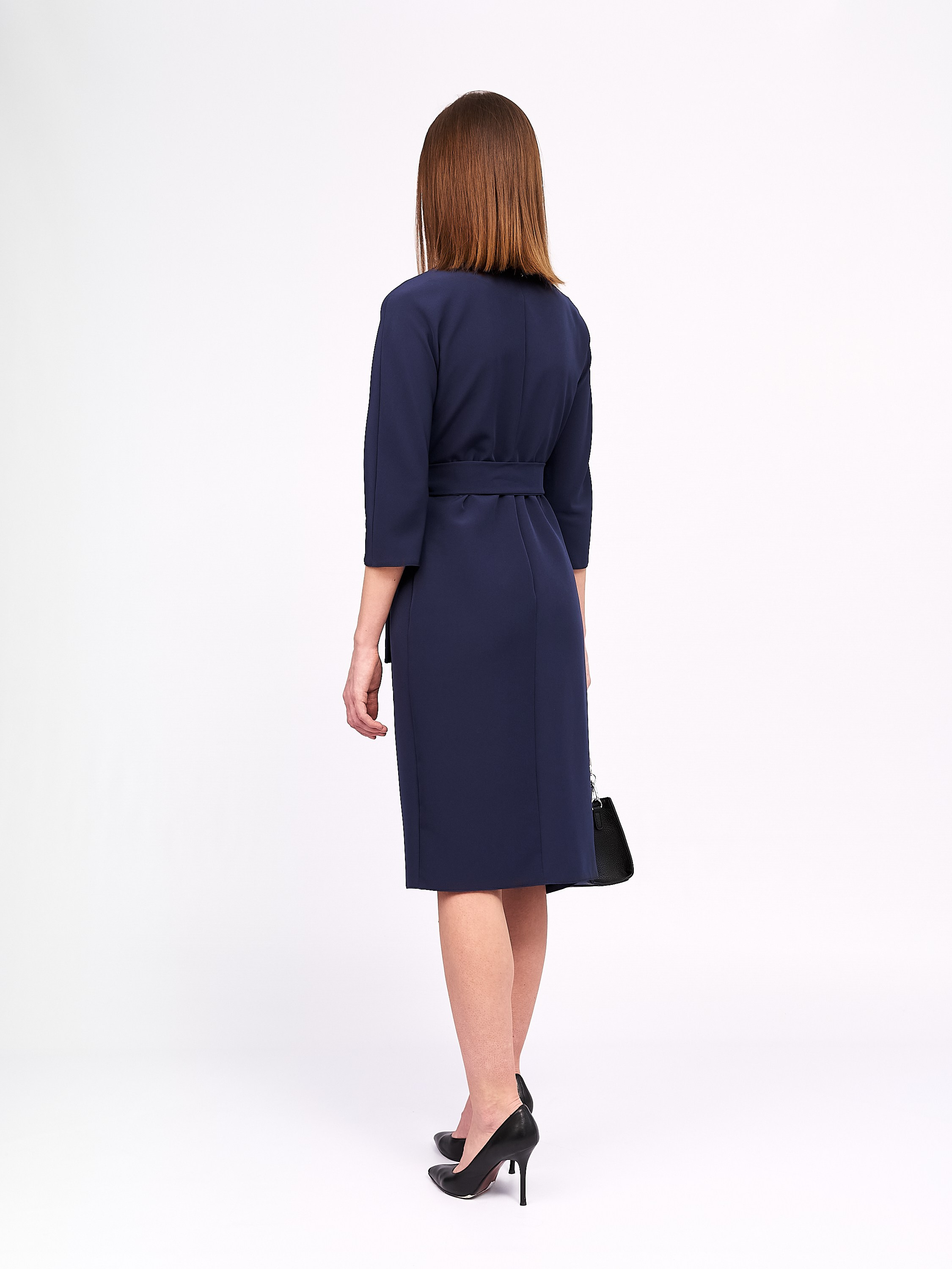 Модельная фотосъёмка платья для маркетплейсов