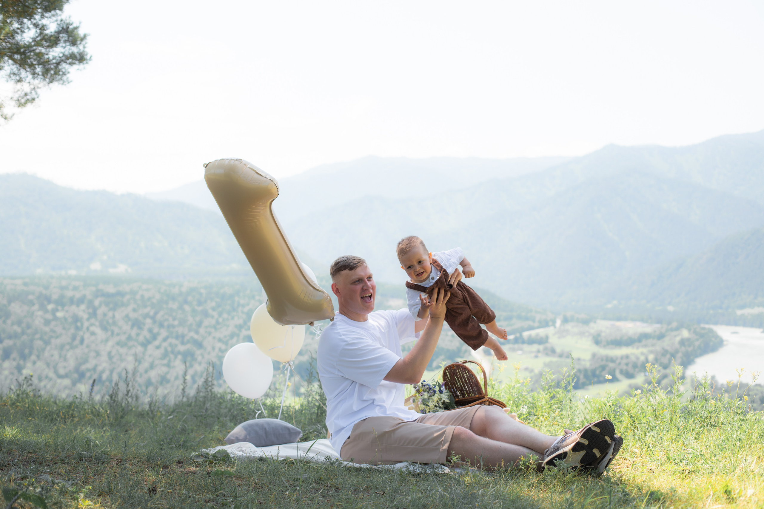Марку 1 годик. Фотограф Нина Брандт в Горном Алтае