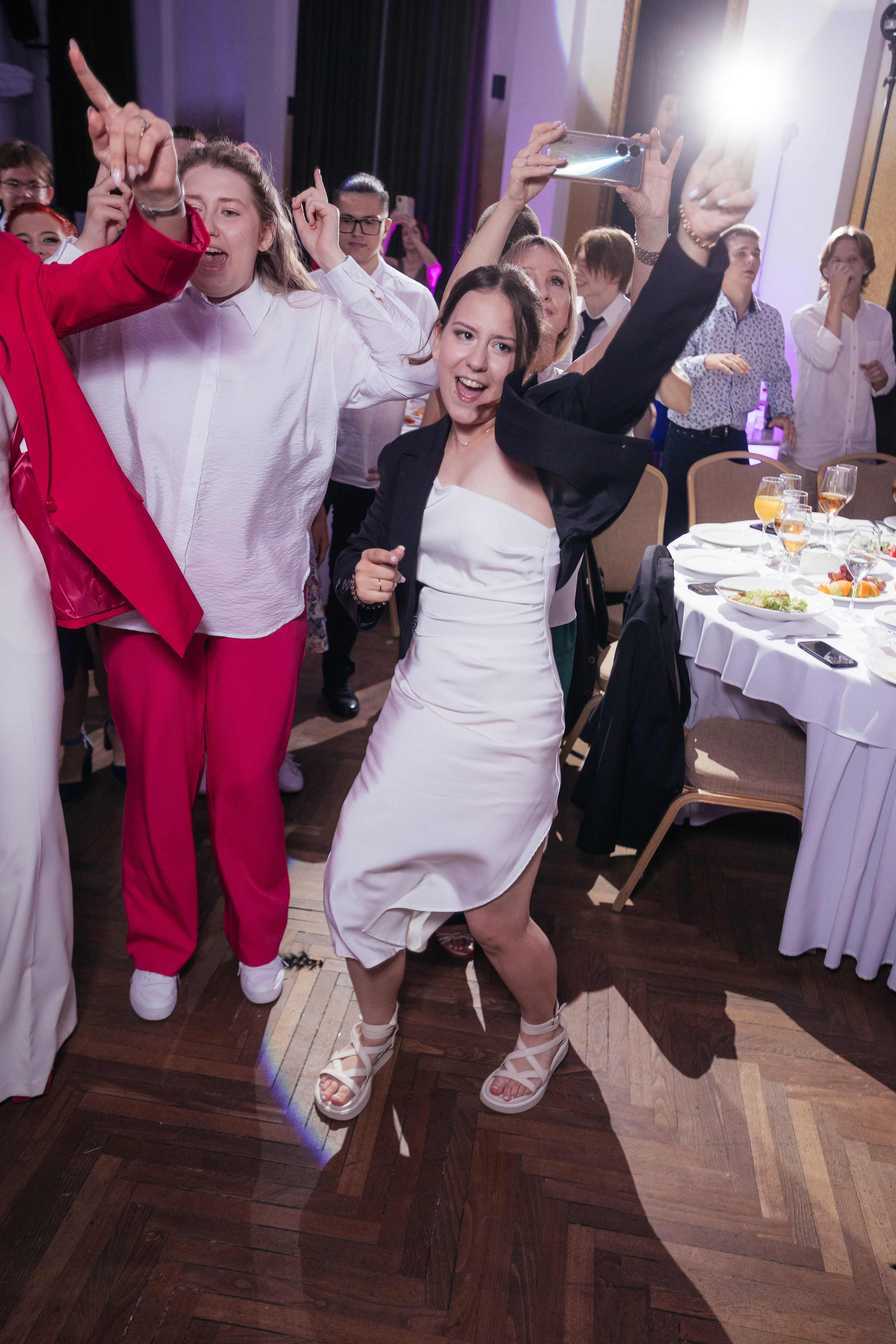 Выпускной 11 класс. Фотограф Крохин Олег