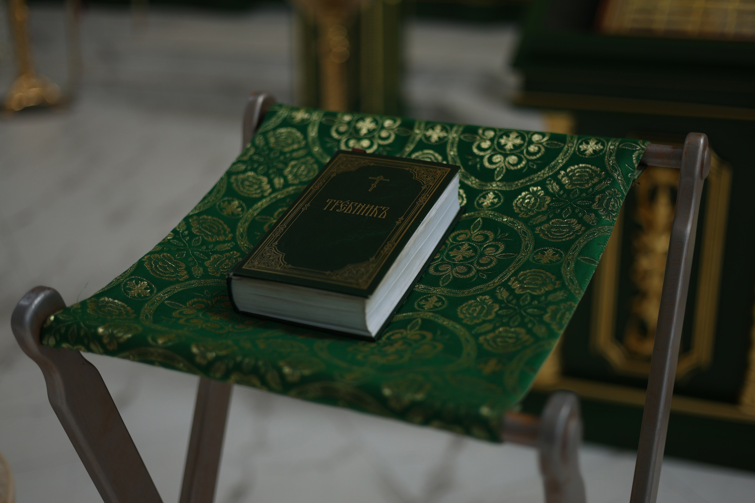 Венчание — это священный момент, когда две души становятся одной. Фотограф | Видеограф в Кургане, Тюмени и Челябинске