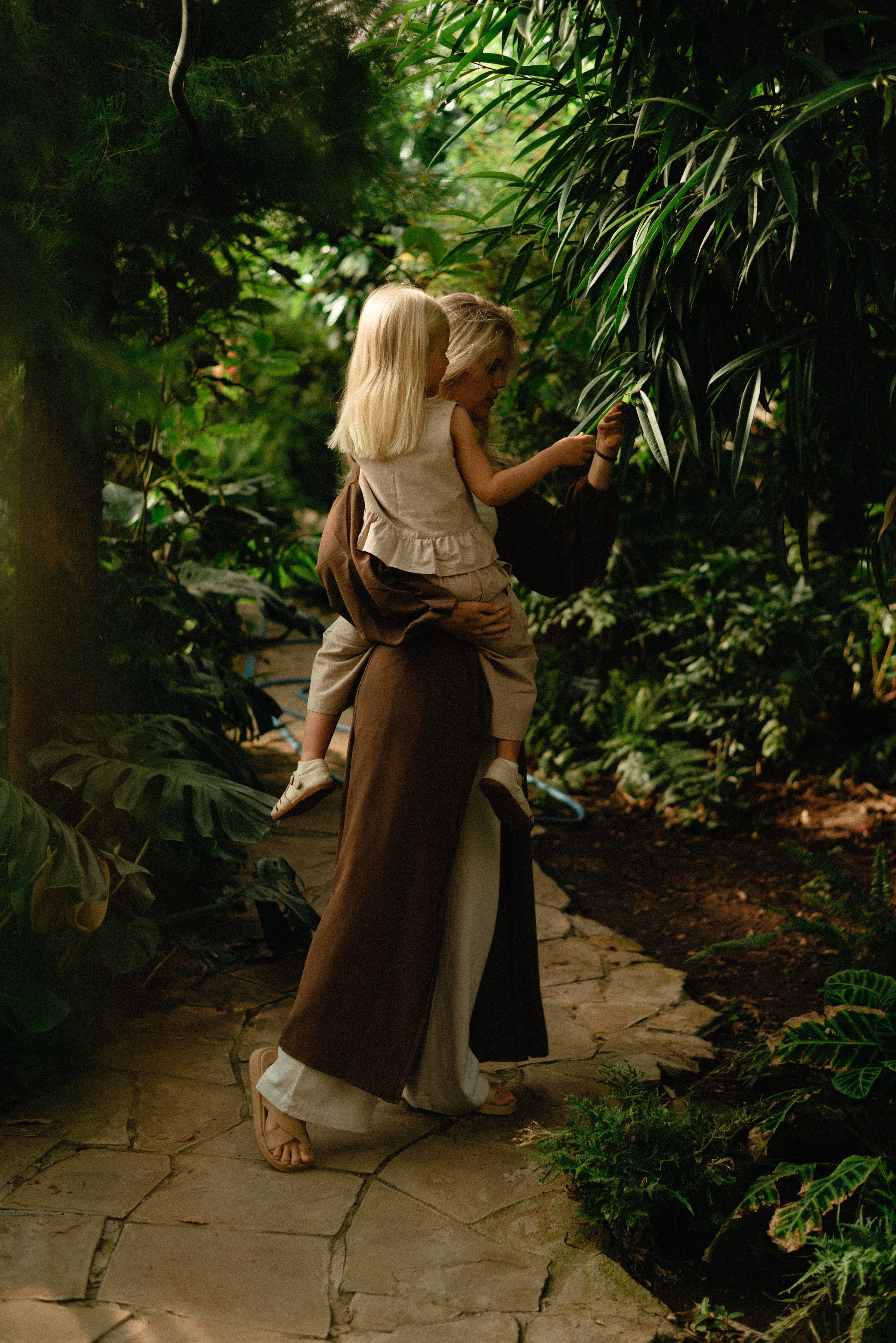 Ангелина и Таня