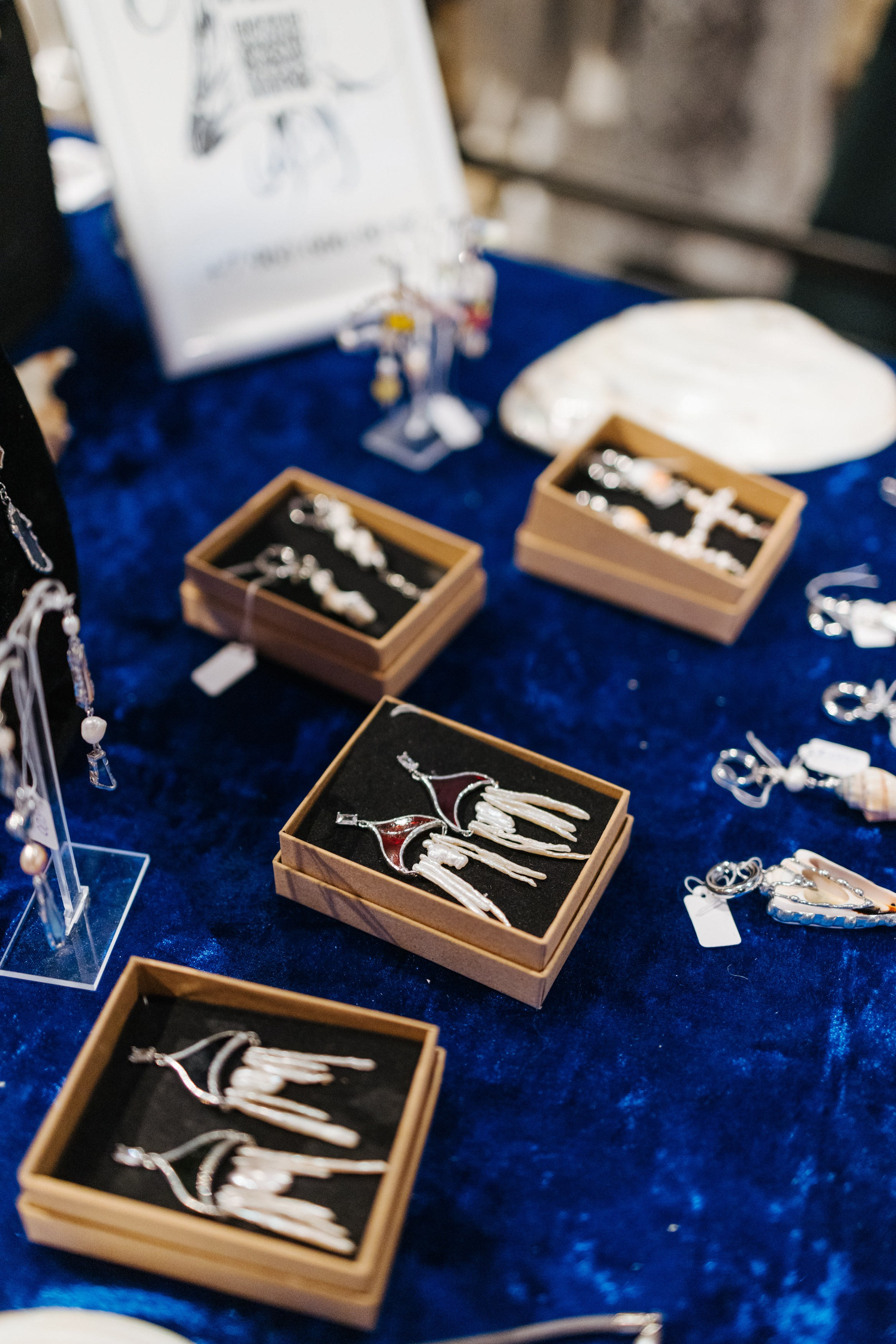 2–3 марта 2024 в пространстве «Три вокзала. Депо» / День 1 / фото Валерий Белобеев. Фотоотчеты «Ламбада-маркета»