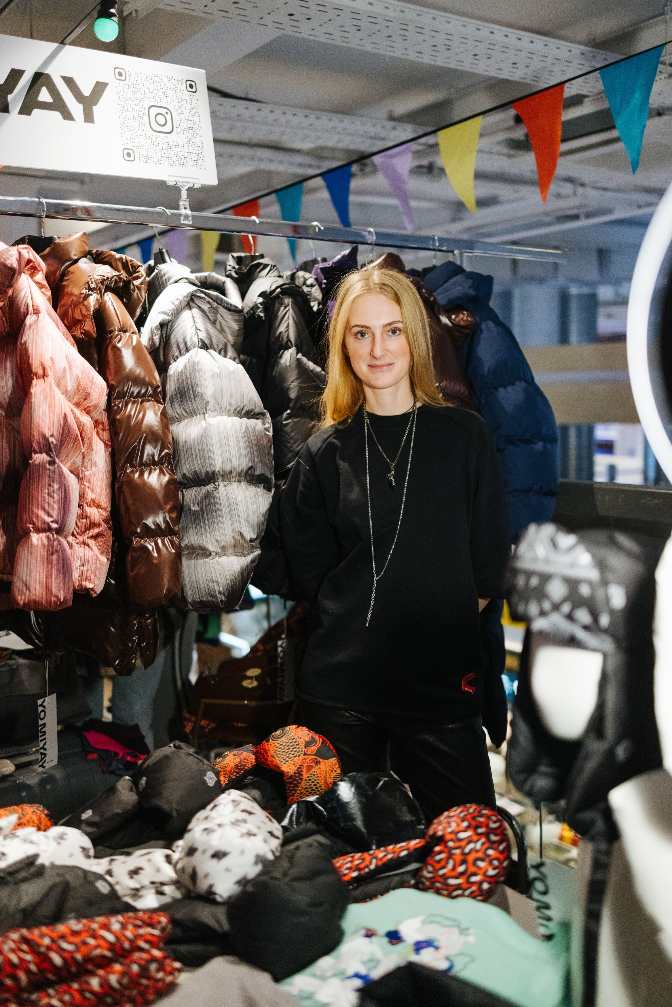 23–24 декабря 2023 в «Три вокзала. Депо» / День 2 / фото Валерий Белобеев. Фотоотчеты «Ламбада-маркета»