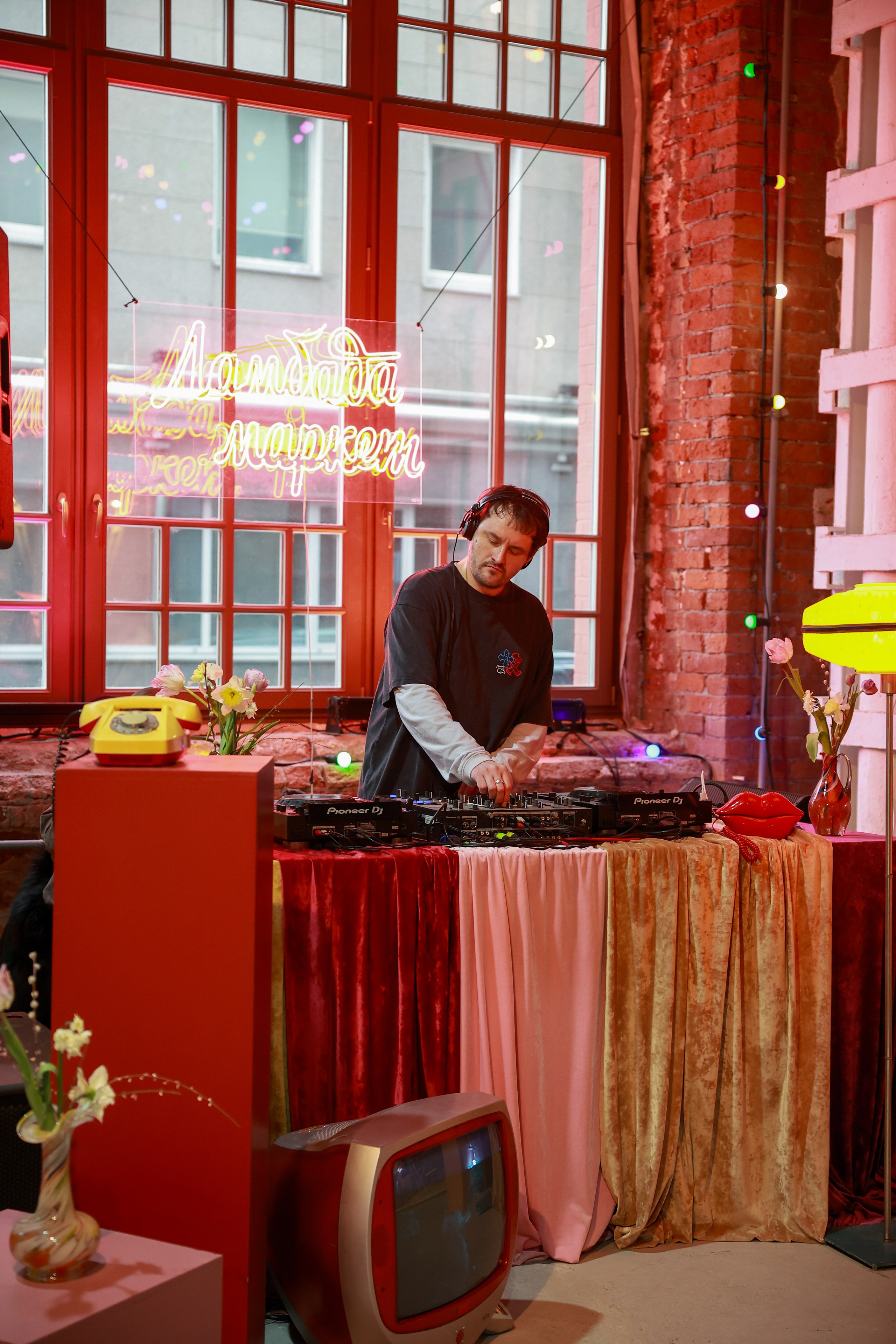 7–8 марта 2026 в Типографии Сытина / фото Саша Жукова. Фотоотчеты «Ламбада-маркета»