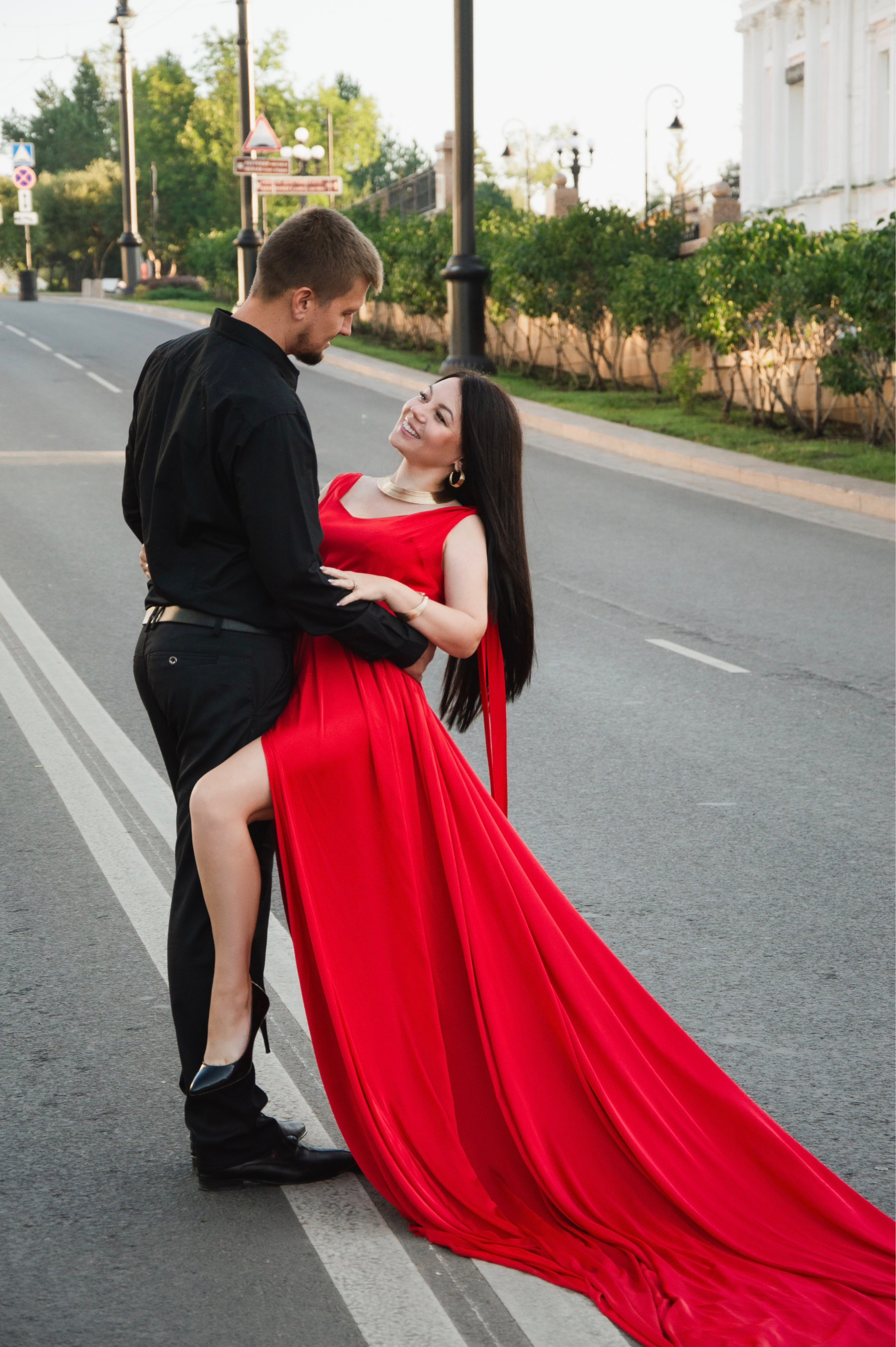 Летящие платья. Мобильный фотограф в Омске