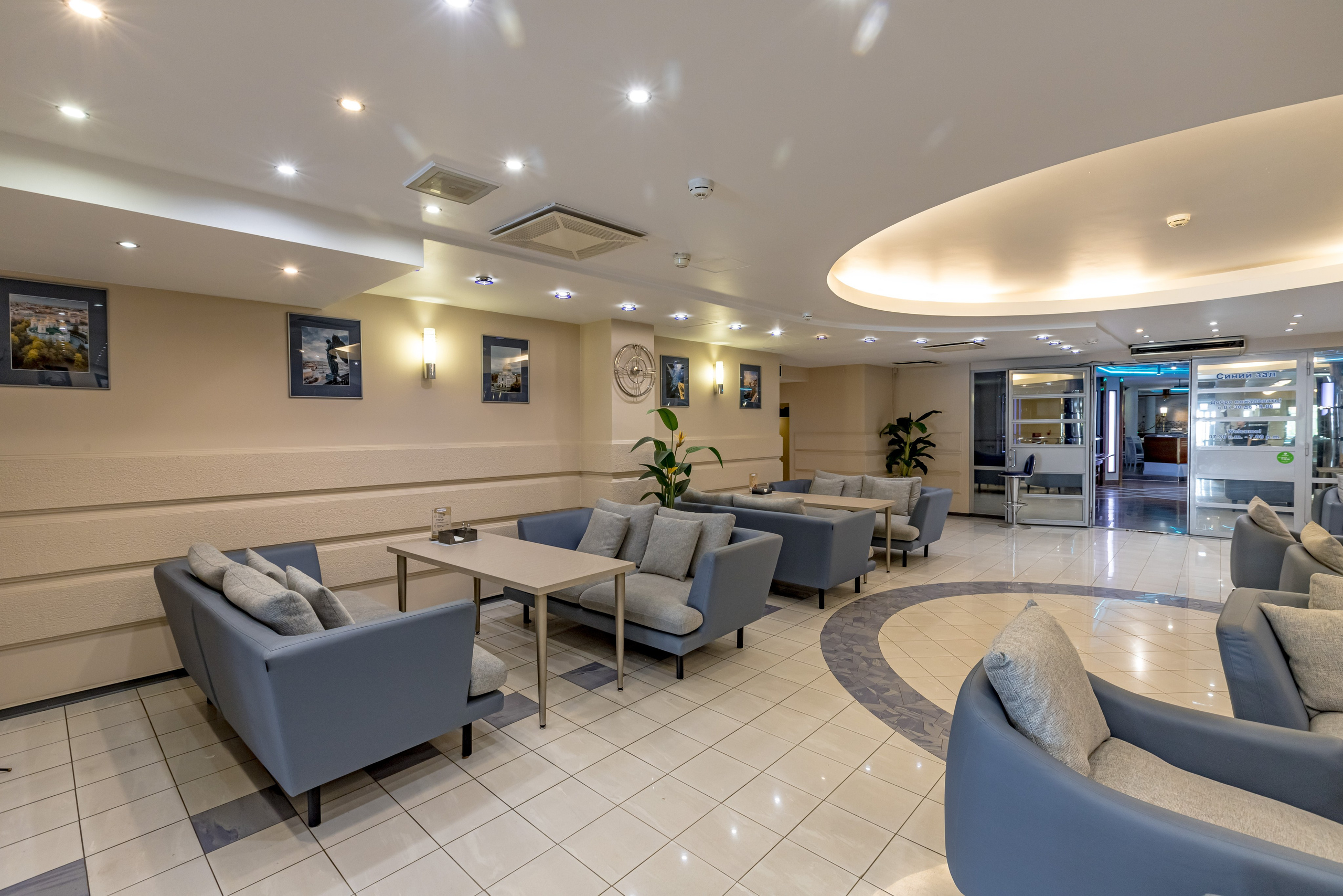 Лобби отеля «Нептун». Фотограф Махлаева Виктория/Санкт-Петербург