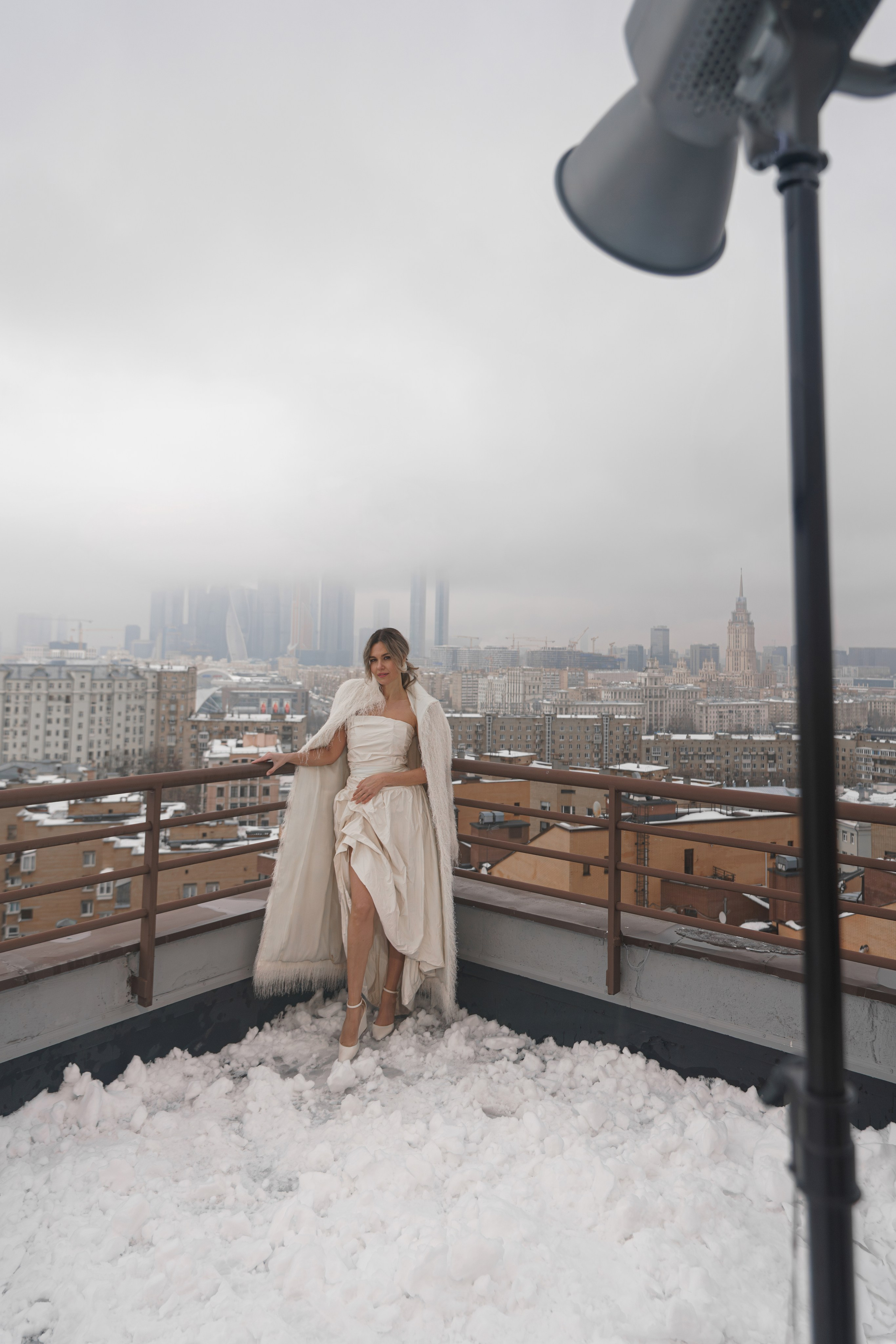 Съёмки на крыше в Москве. Фотограф Айгуль Вишня, съёмка в Москве и Санкт-Петербурге