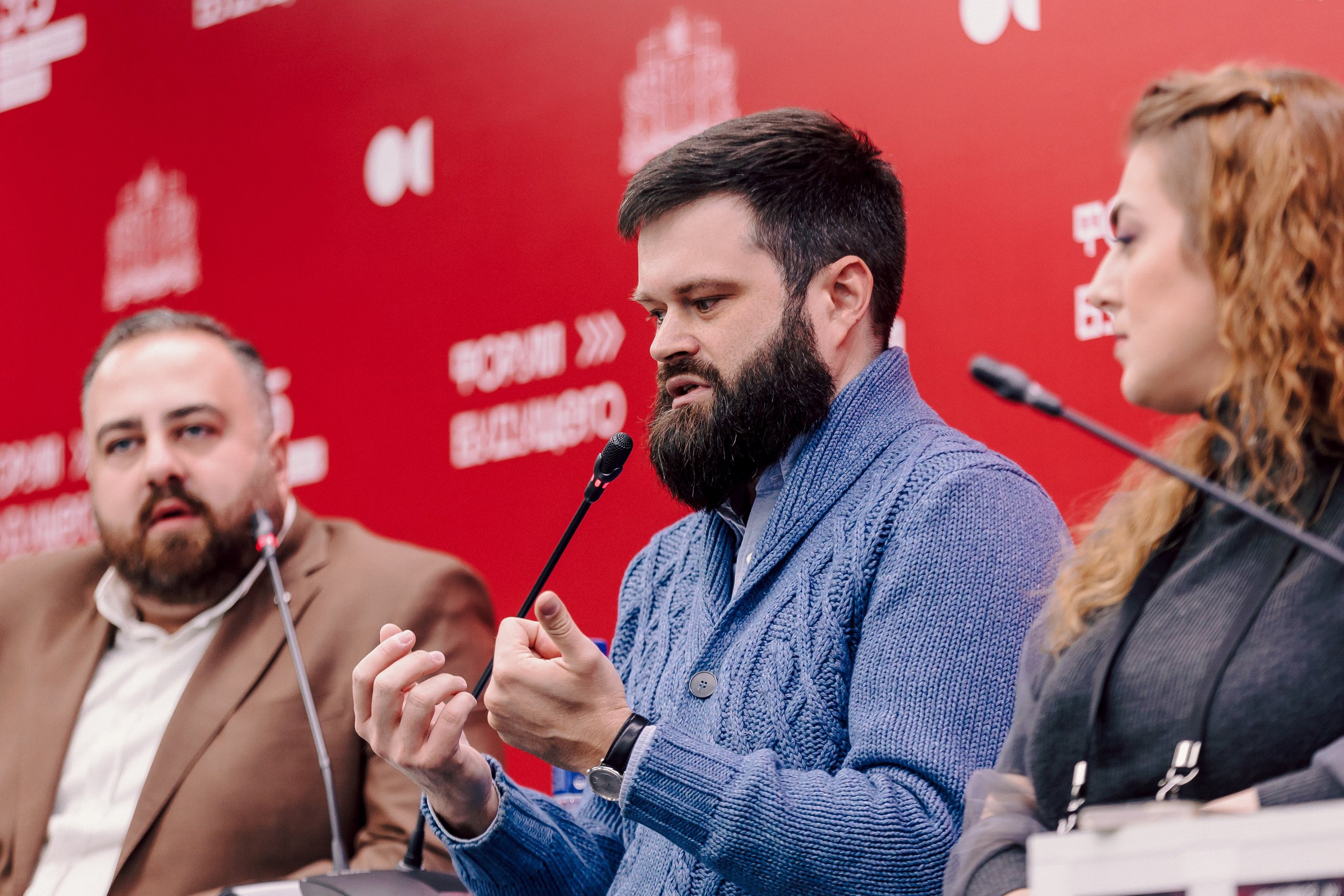 СКБ Контур — Форум будущего — Деловая программа. Лёшка Варзегов — фотограф