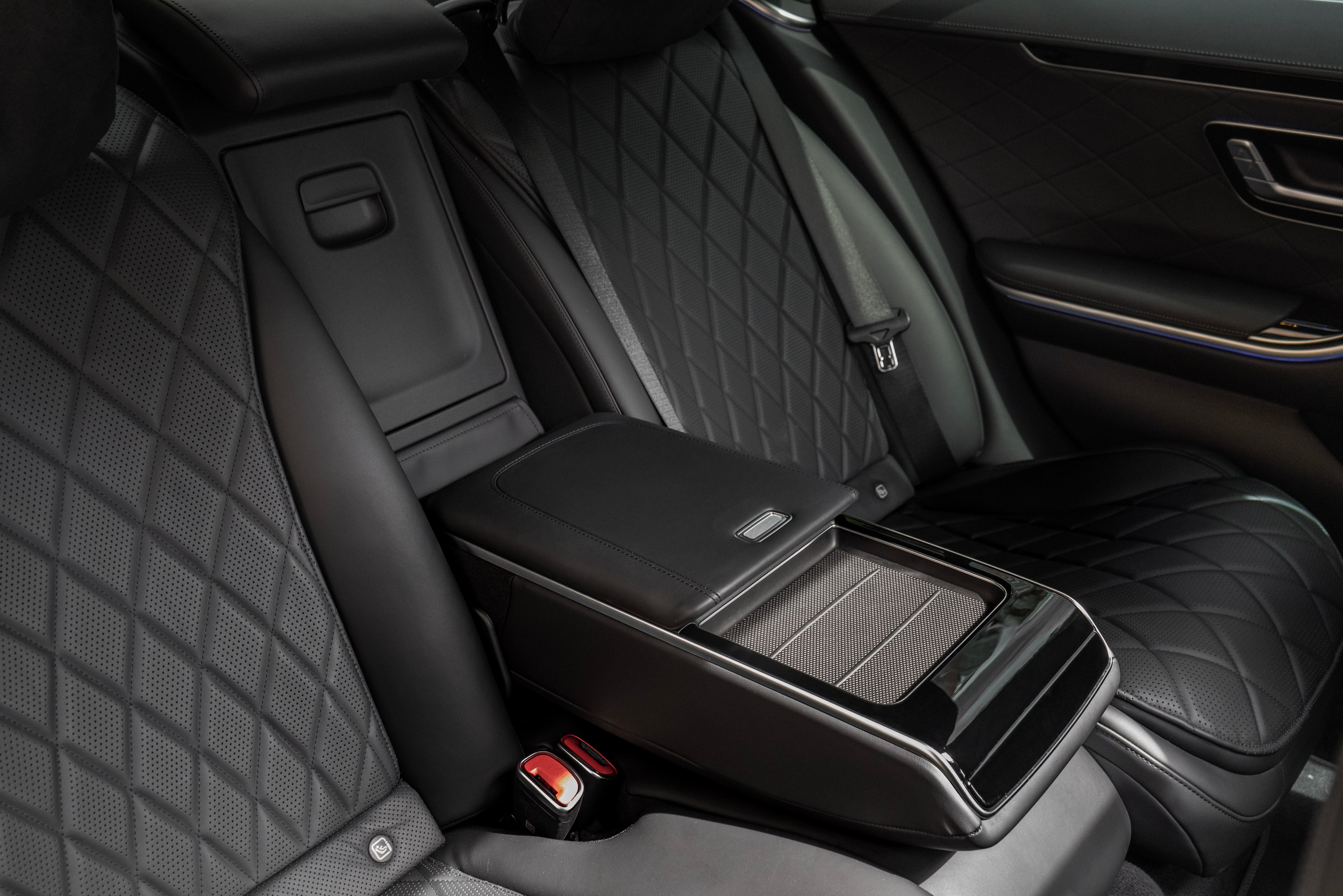 Mercedes S-class (W223). Автомобильный фотограф Ногинск Денис Городок