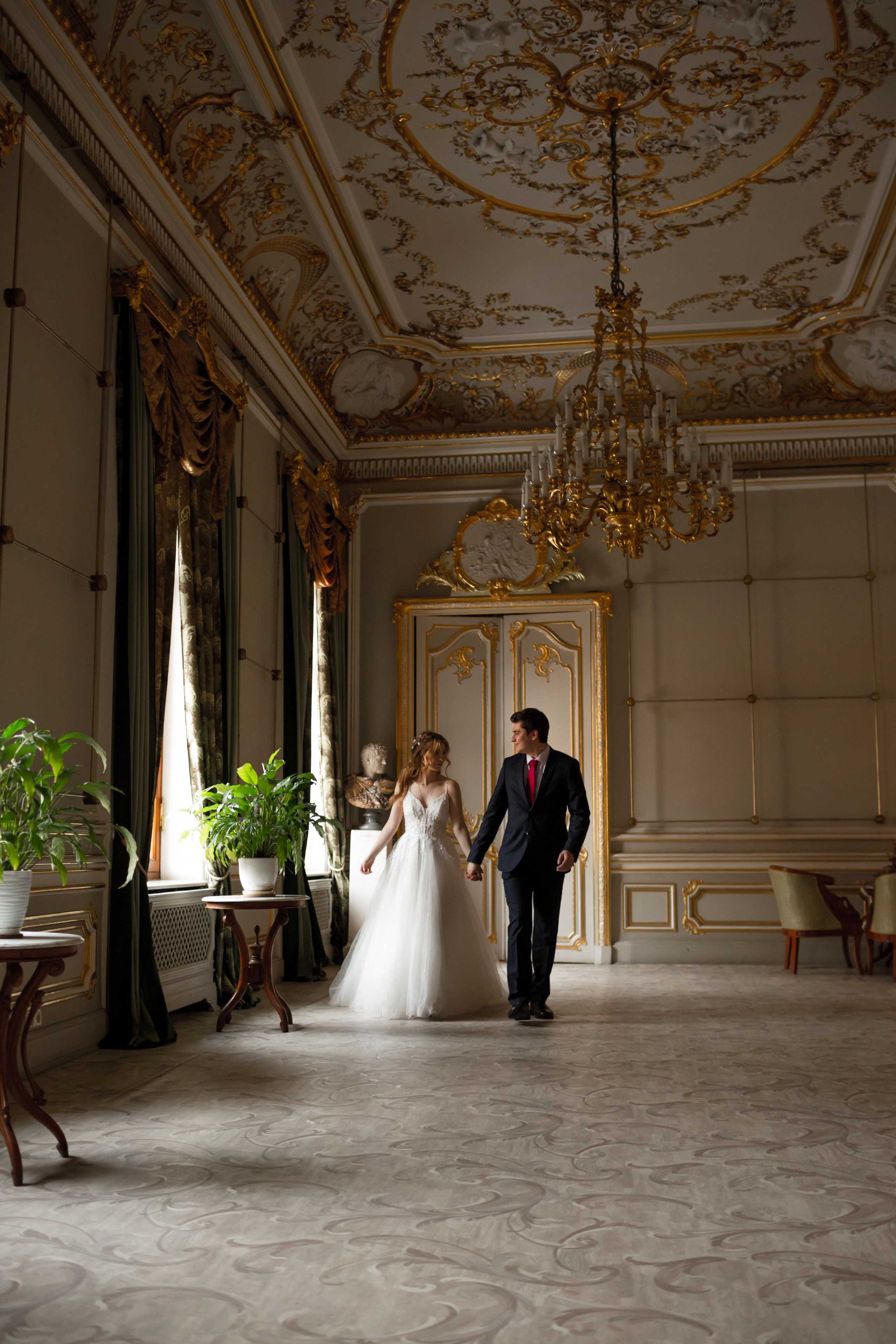 Камерная свадьба в Санкт-Петербурге. Свадебный фотограф Кирилл Белый