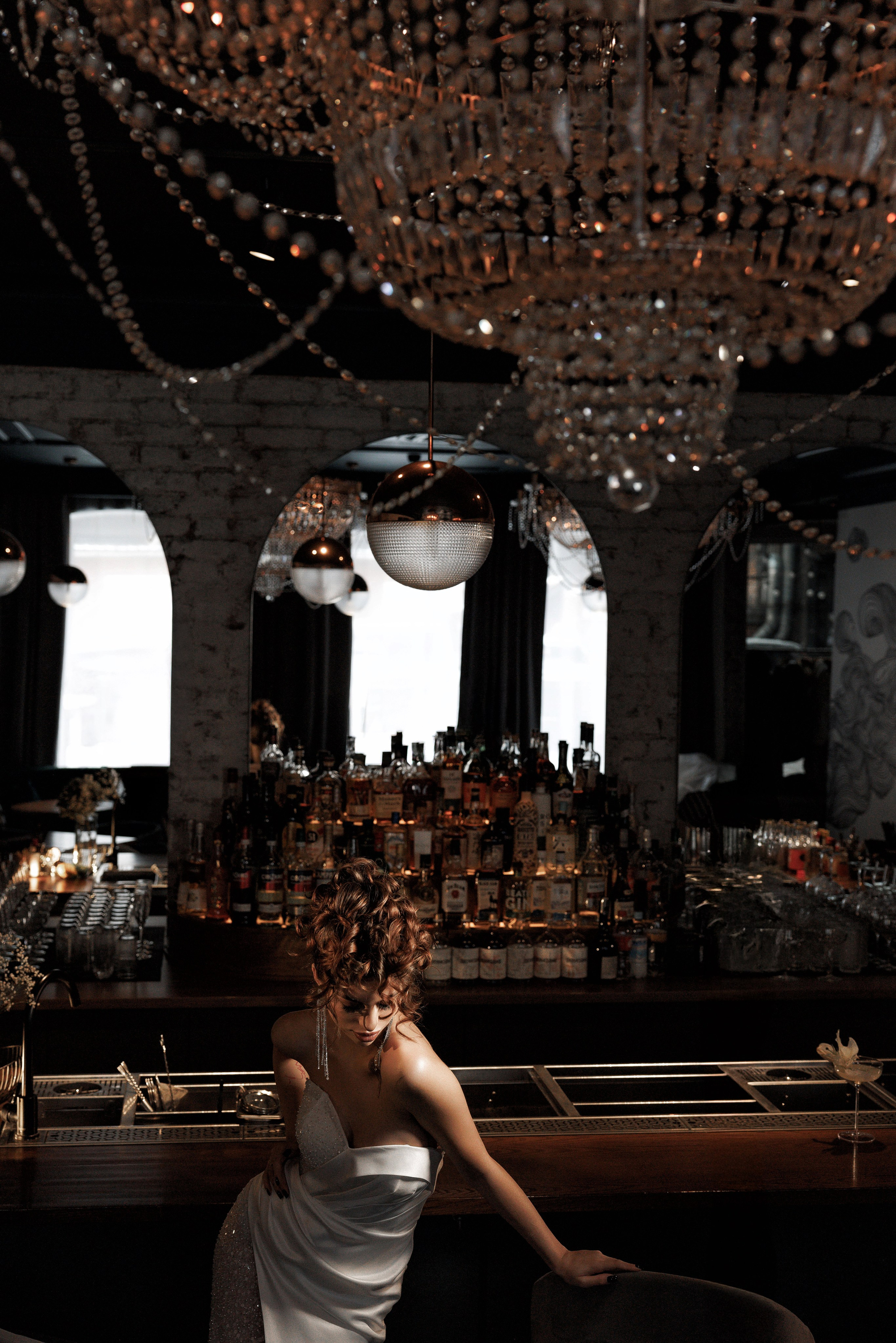 Свадебная серия в баре. Свадебный и семейный фотограф  во Владивостоке Ольга Украинец