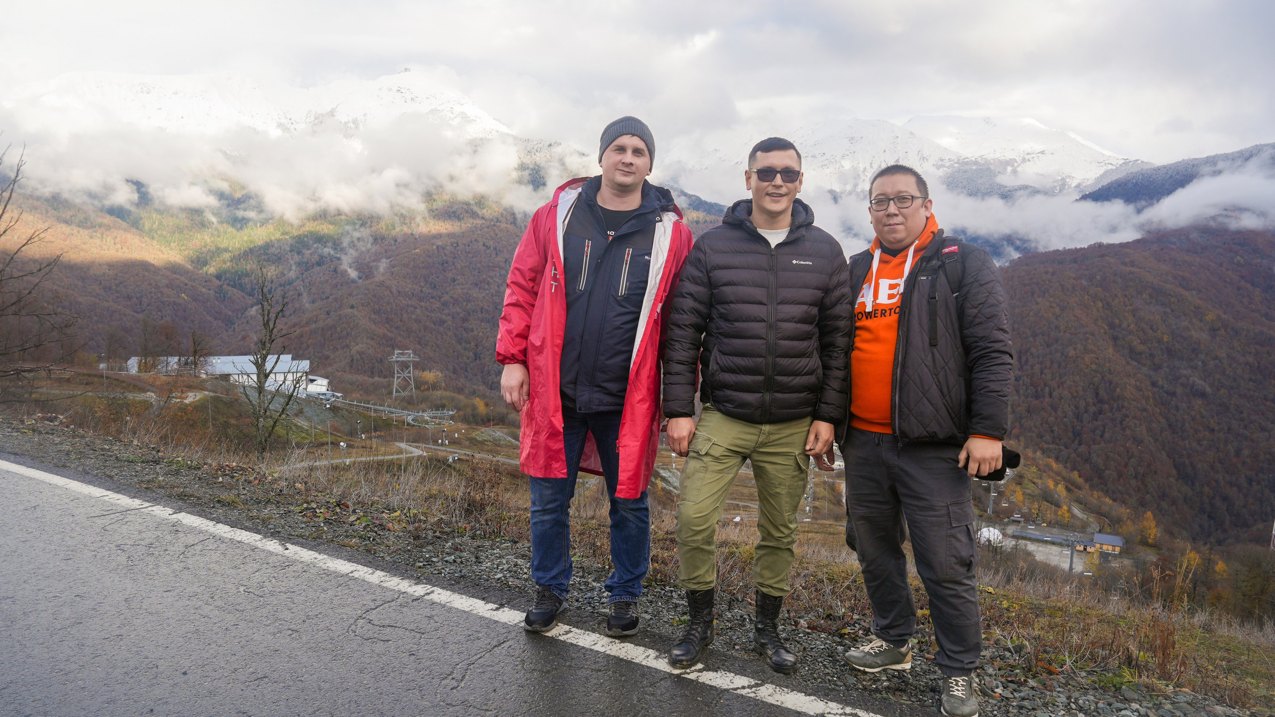 MICE мероприятие — хайкинг на курорте Роза Хутор. Репортажный фотограф в Красной Поляне и Сочи Павлюченко Екатерина