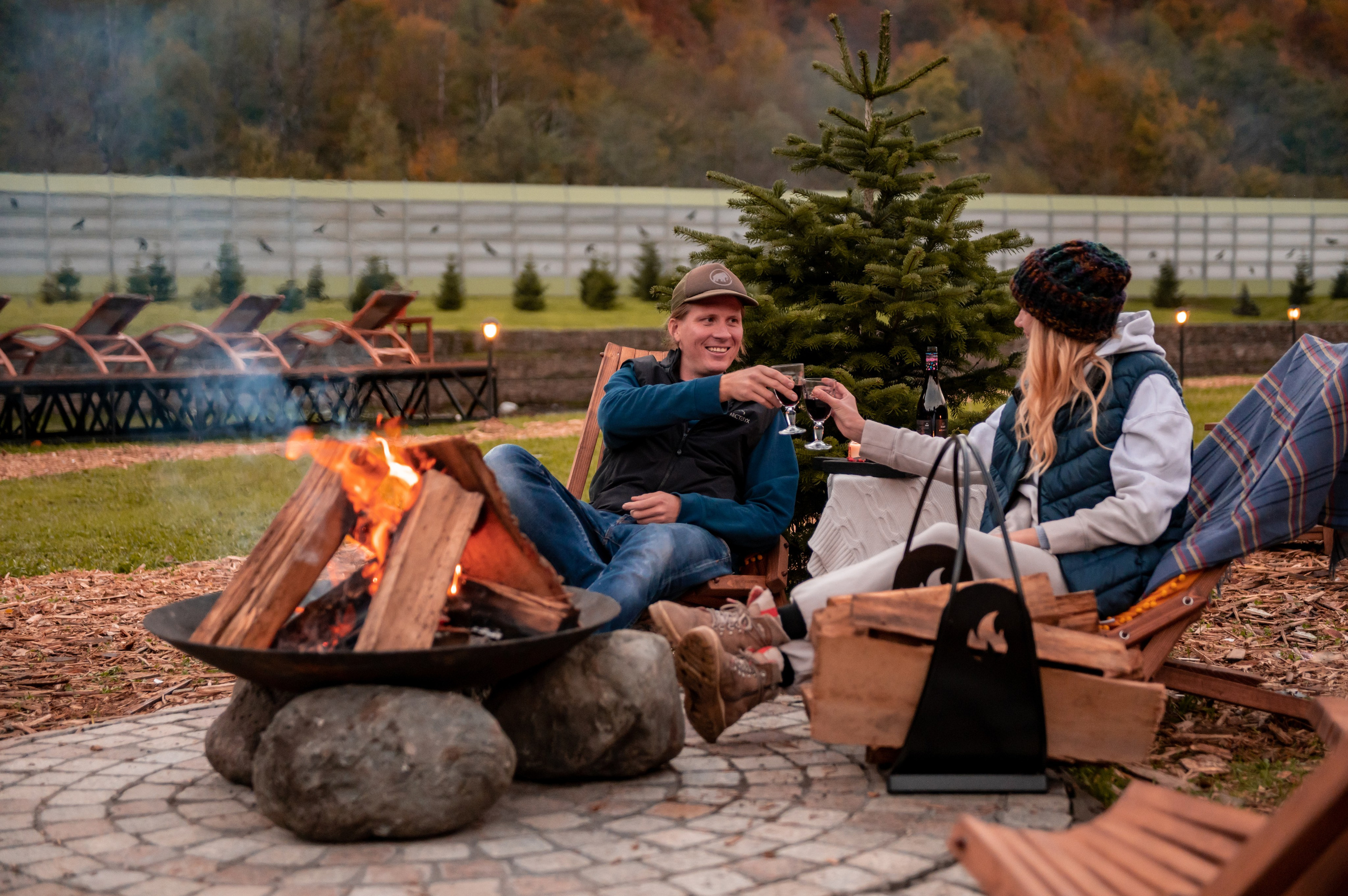 Контент съемка места для отдыха на курорте Газпром Поляна «Мзымта Пляж». Репортажный фотограф в Красной Поляне и Сочи Павлюченко Екатерина