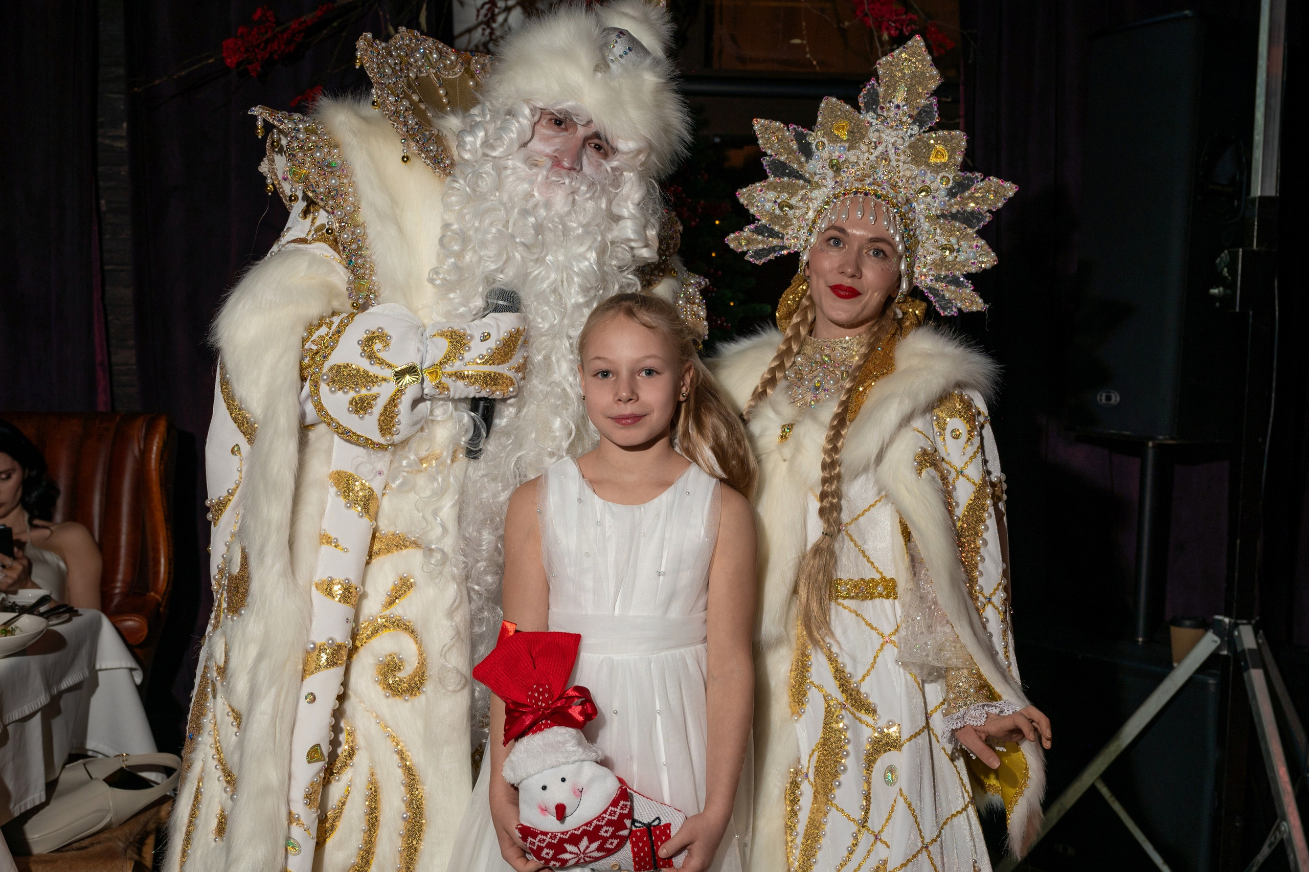 Новый год 2025 в ресторане Red Fox. Репортажный фотограф в Красной Поляне и Сочи Павлюченко Екатерина