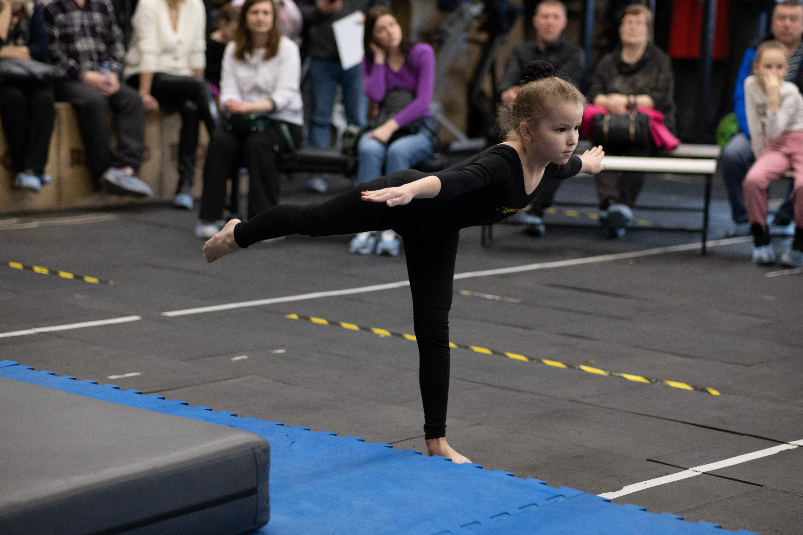Внутриклубные соревнования по воздушной гимнастике 02.04.23