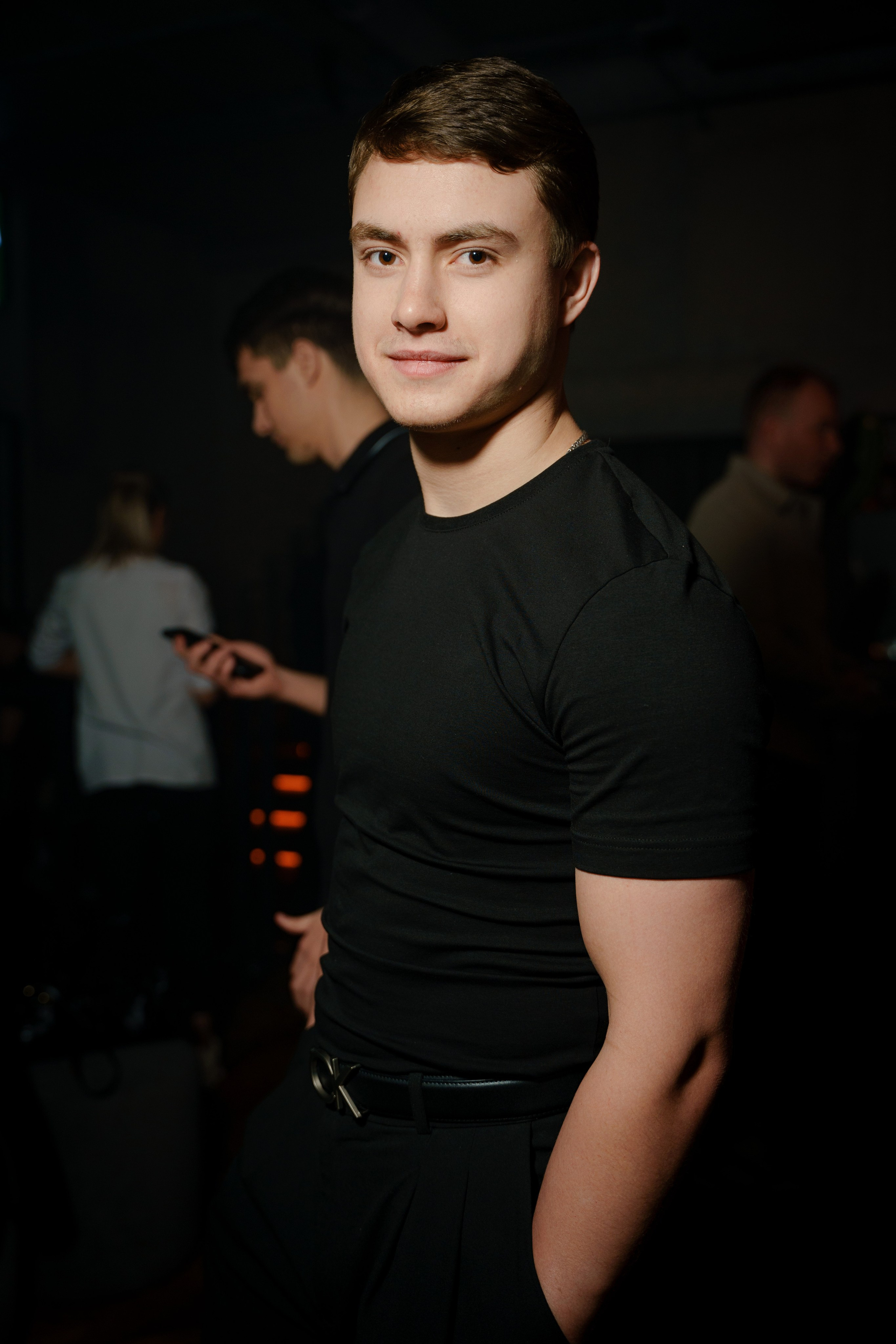 Вечеринка OSNOVATELI.LIVE репортажный фотограф Саша Дружинина. Репортажный фотограф в Москве Саша Дружинина