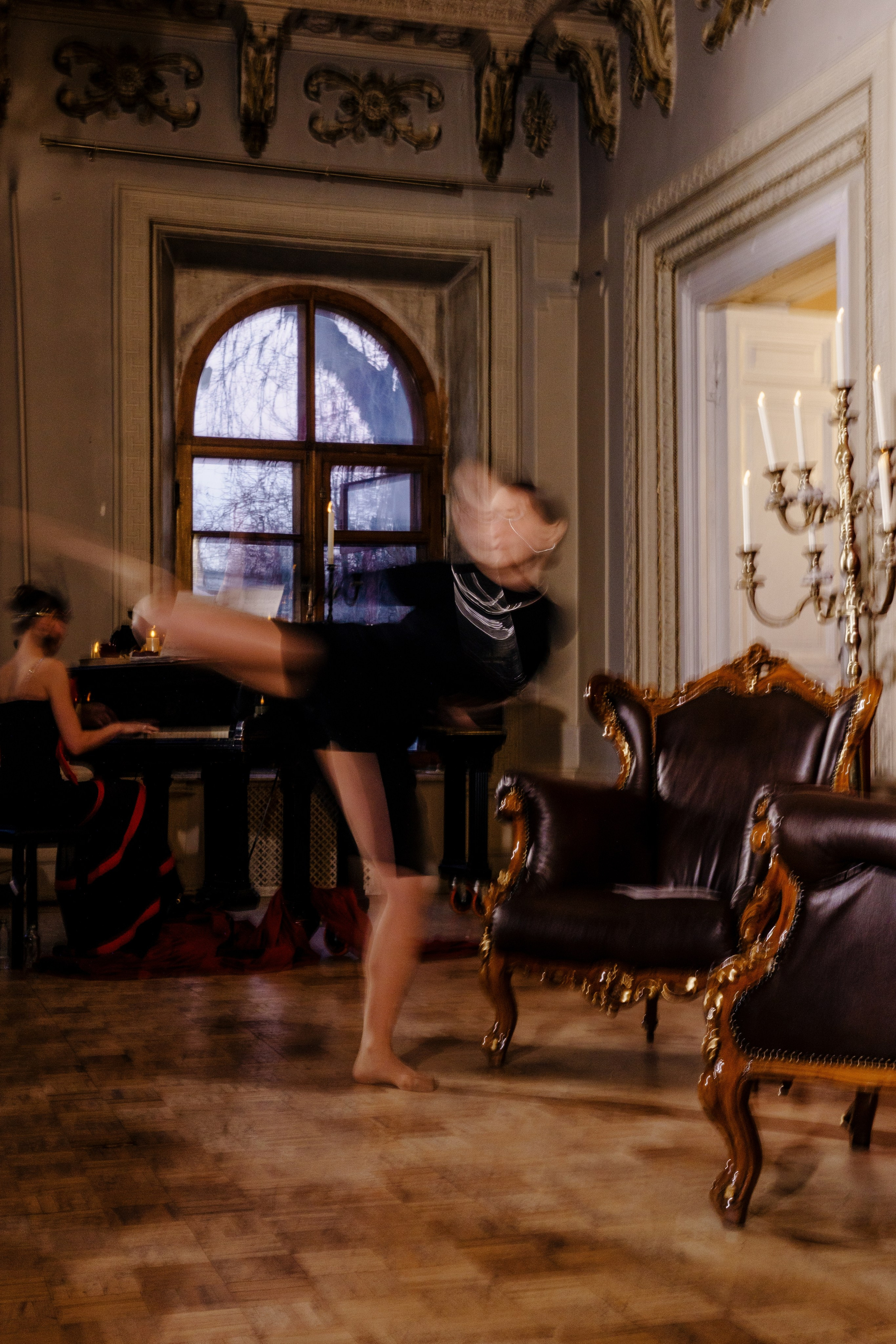 «ИСПОВЕДЬ» встреча женского клуба. Репортажный фотограф в Москве Саша Дружинина