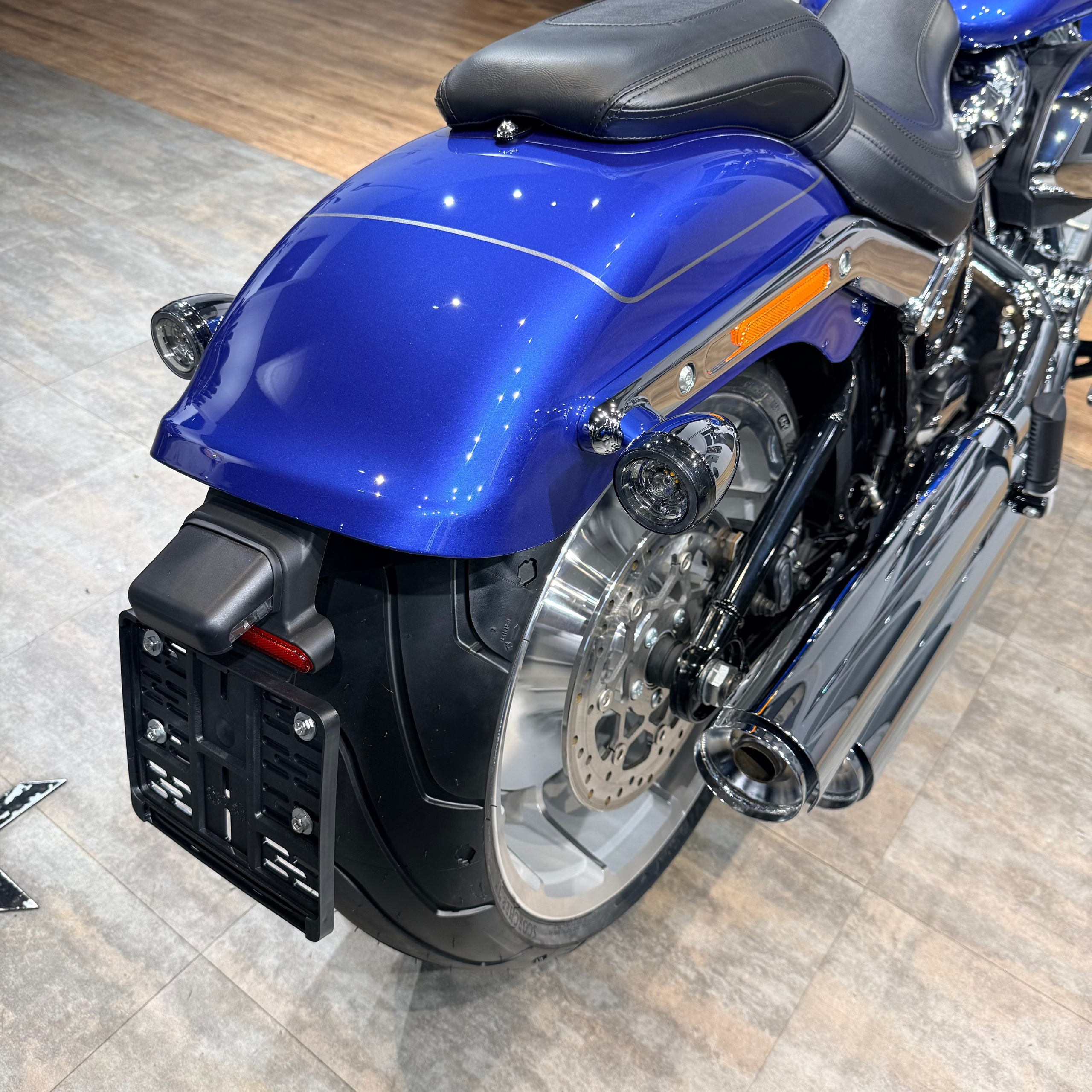 NEW 2026 Fat Boy 117 Вluе Вurst. Hello Davidson, Москва. Только хорошие мотоциклы…