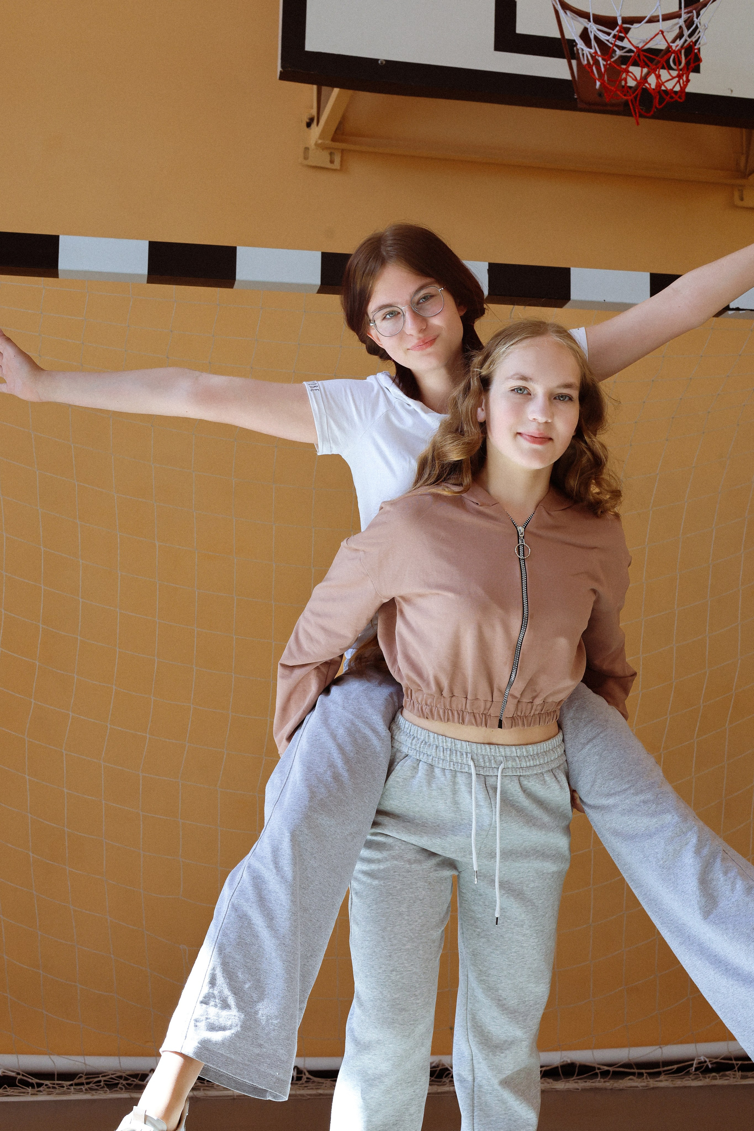 9 класс Привольненская СОШ. Мания, портретный фотограф в городе Оренбург