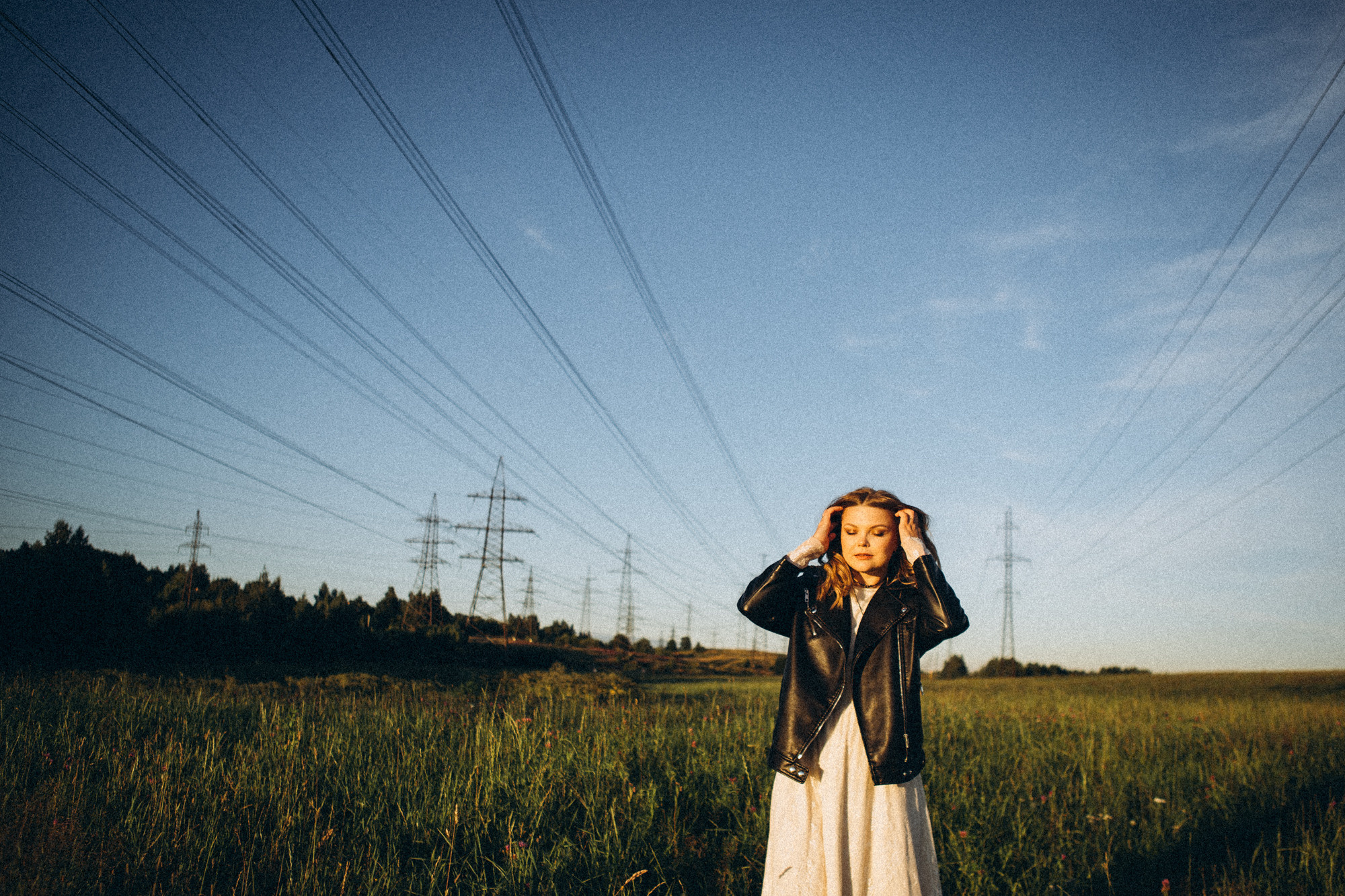 Прогулка вдоль опор ЛЭП. Даша Яковенко Фотограф Спб