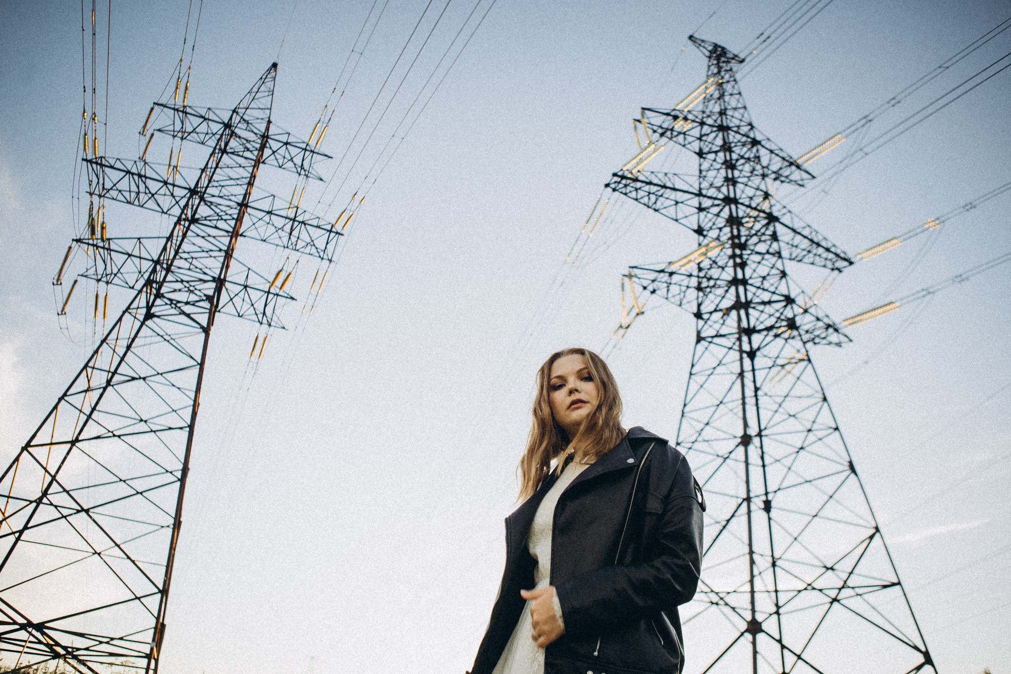 Прогулка вдоль опор ЛЭП. Даша Яковенко Фотограф Спб