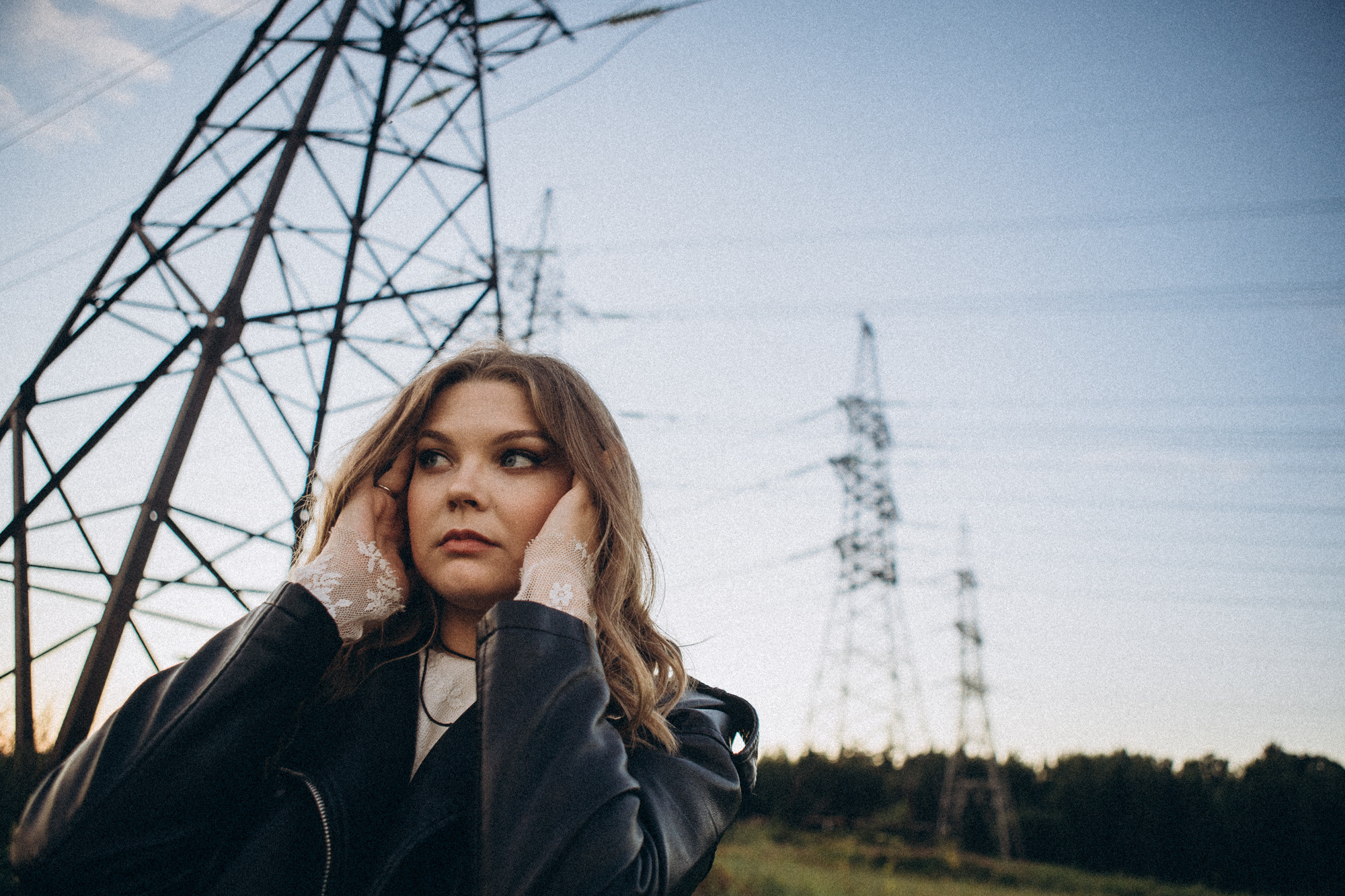 Прогулка вдоль опор ЛЭП. Даша Яковенко Фотограф Спб