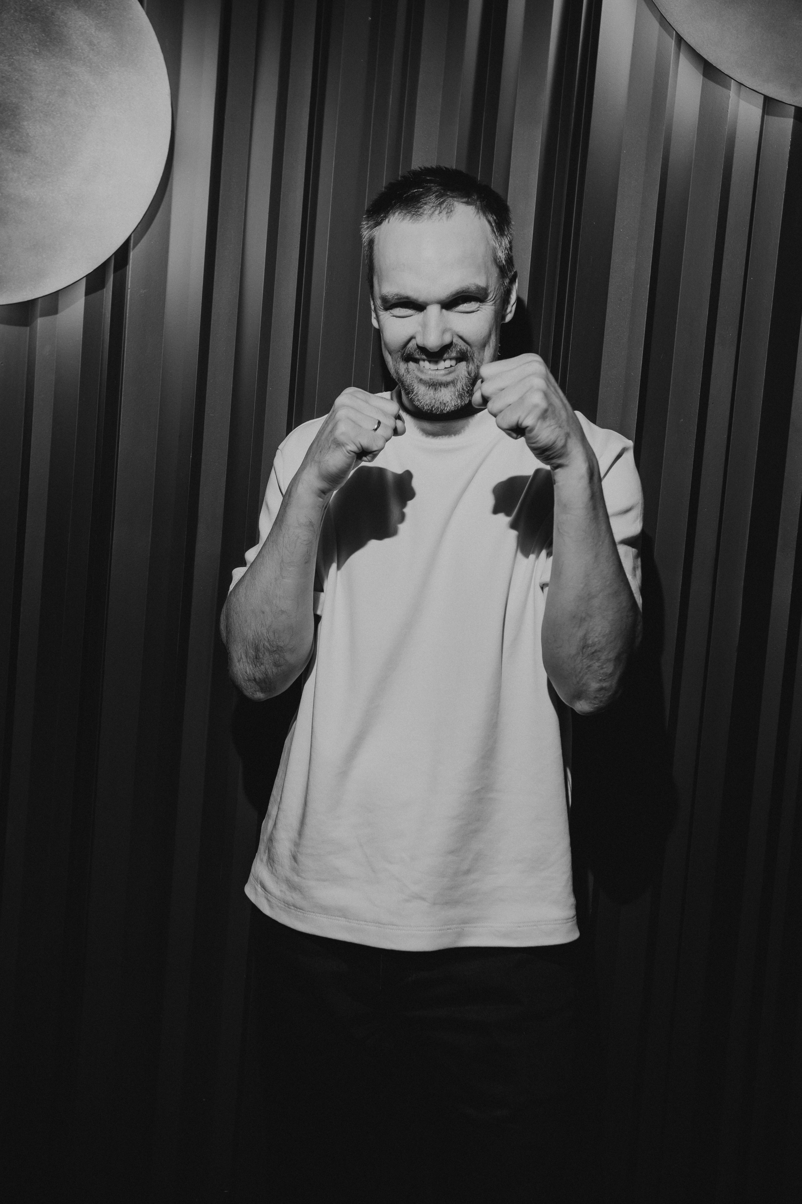 МИХАИЛ ГРЕБЕНЮК «ПРОРЫВ». Фотограф Москва Владимир Филин