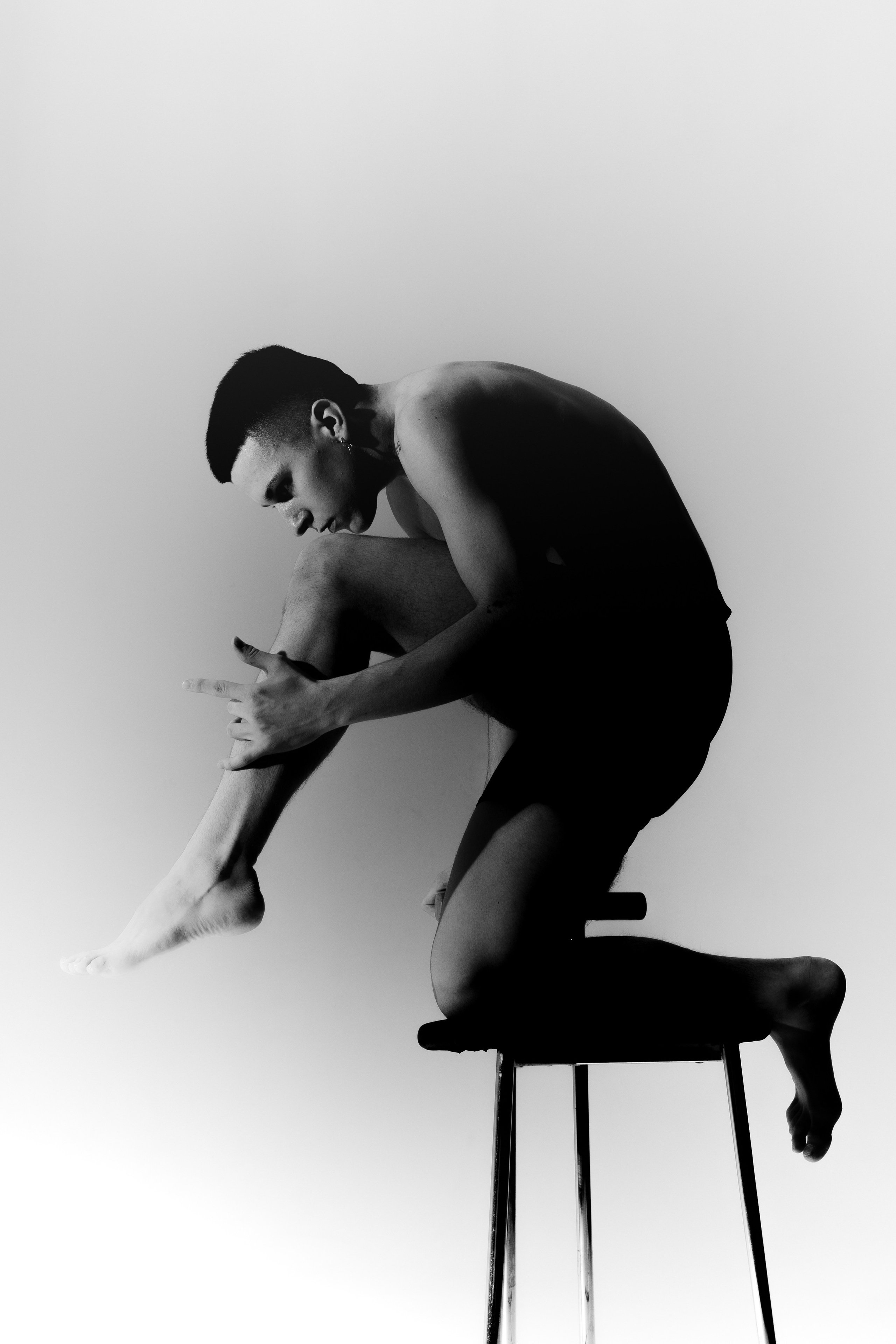 Минималистичный мужской портрет