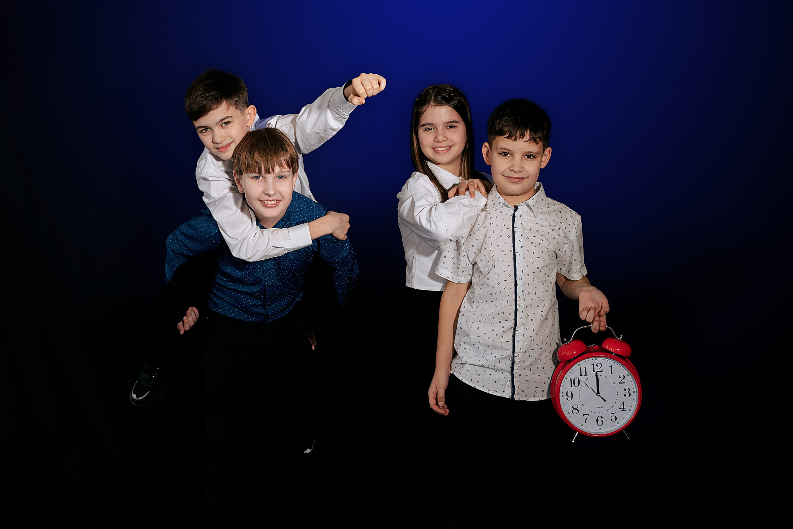 Групповые портреты. Школьный фотограф в Челябинске. Выпускные фотоальбомы